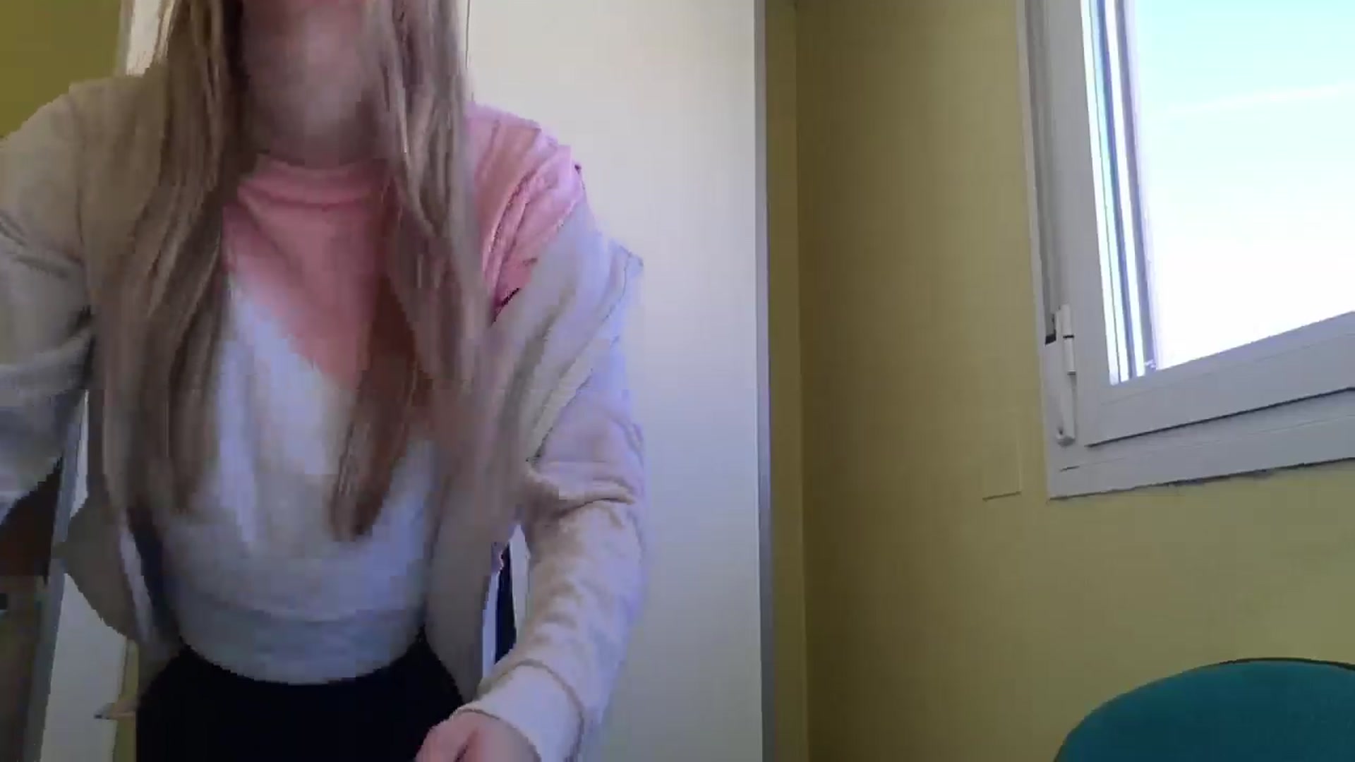 Gallery image thumbnail from KrisssKiss1's myfreecams stream on, 03/26/2026, 13:38 image 3 of 20