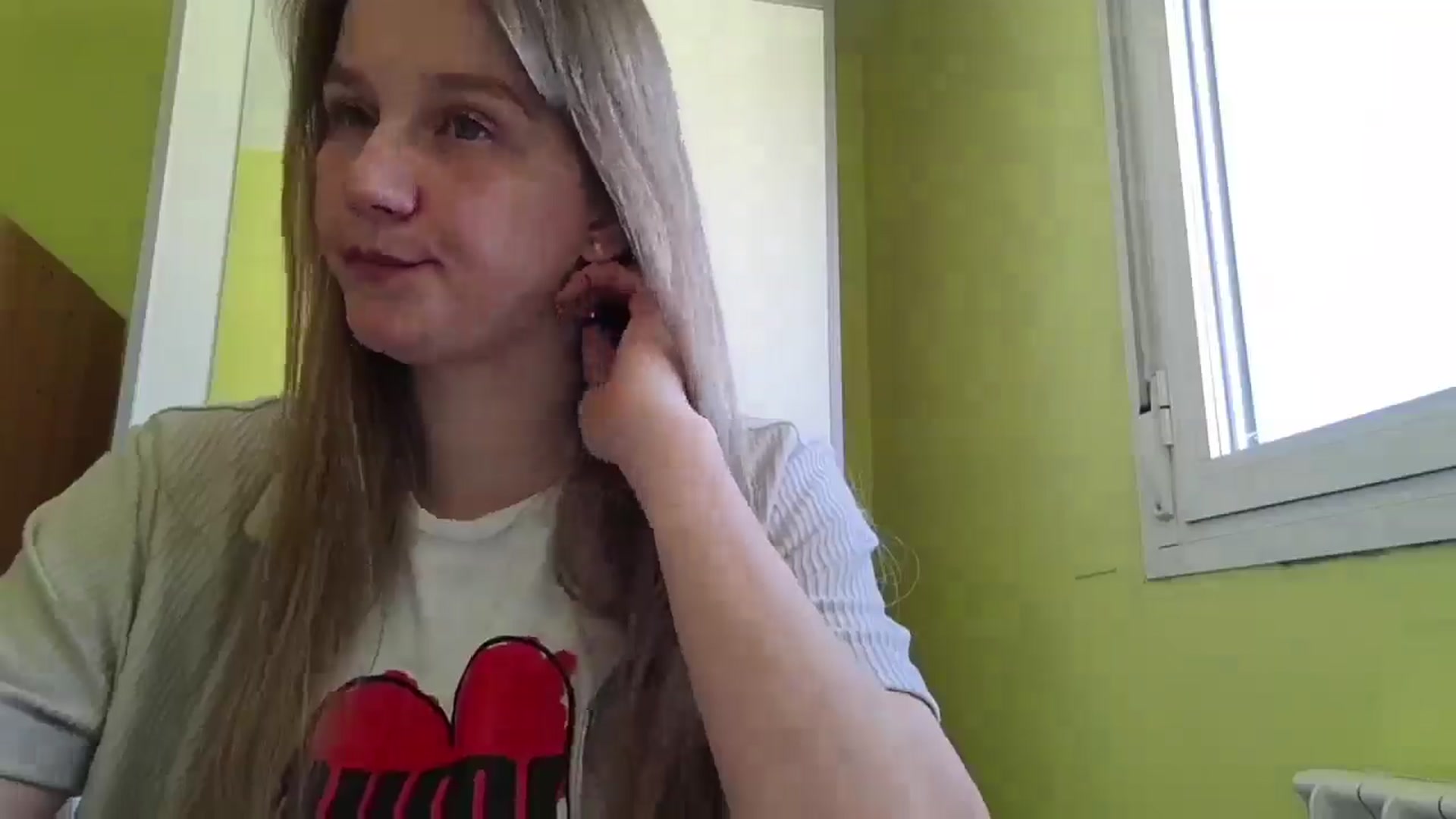 Gallery image thumbnail from KrisssKiss1's myfreecams stream on, 03/27/2026, 14:39 image 14 of 20