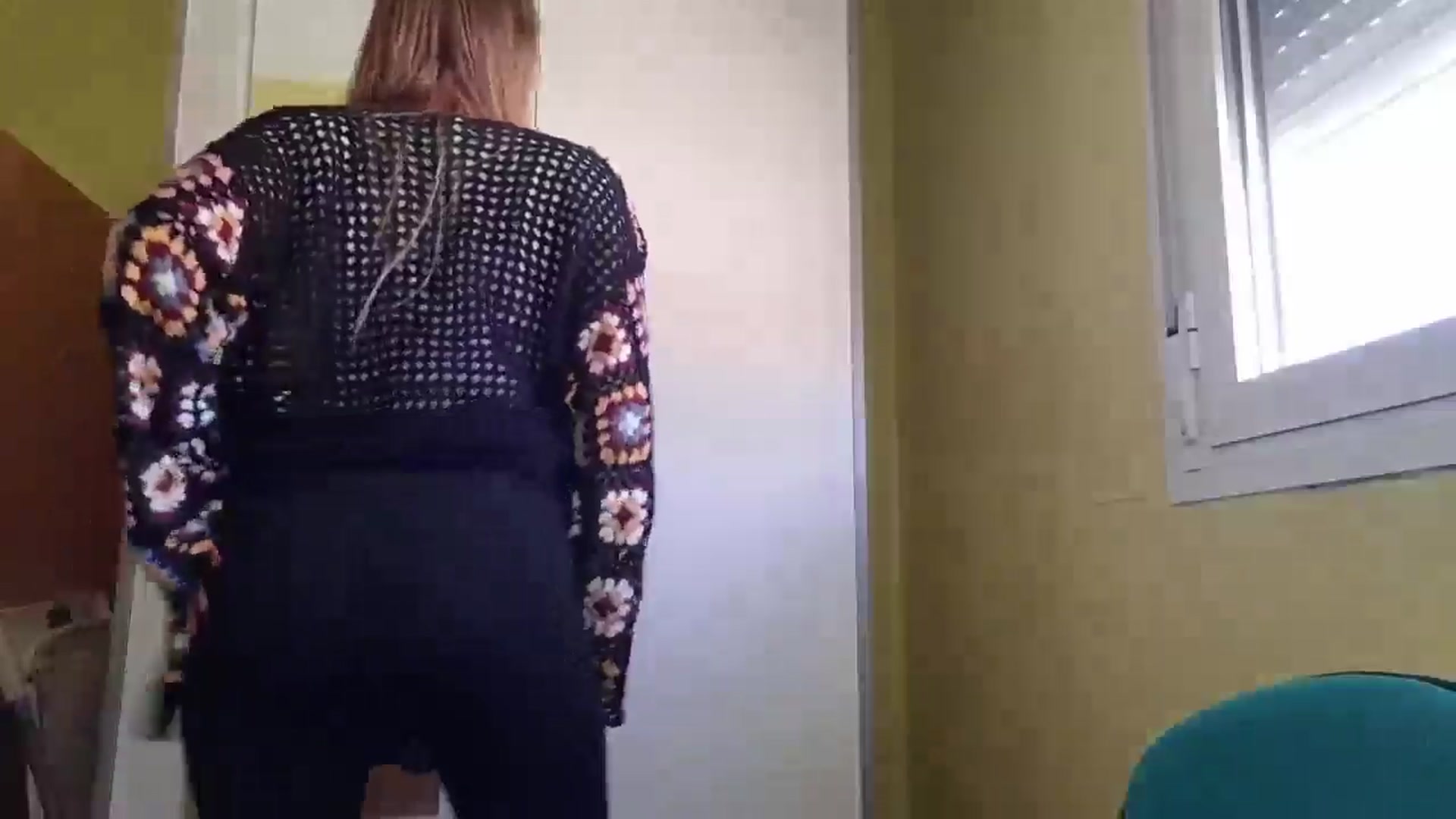 Gallery image thumbnail from KrisssKiss1's myfreecams stream on, 03/28/2026, 12:59 image 11 of 20