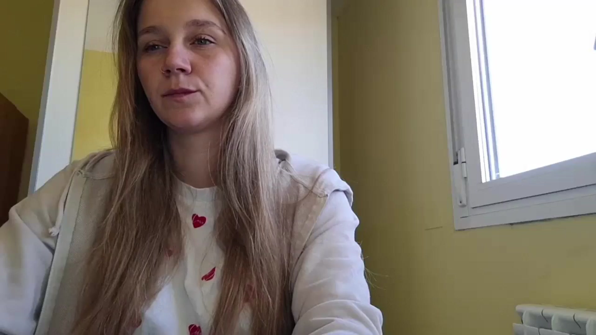 Gallery image thumbnail from KrisssKiss1's myfreecams stream on, 04/03/2026, 11:28 image 9 of 20