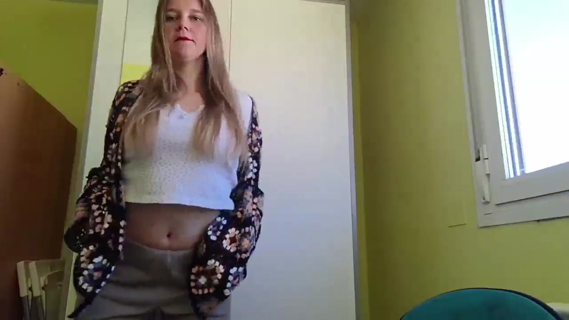Gallery image thumbnail from KrisssKiss1's myfreecams stream on, 04/04/2026, 10:54 image 20 of 20