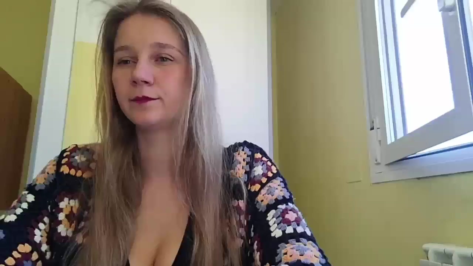 Gallery image thumbnail from KrisssKiss1's myfreecams stream on, 04/08/2026, 11:02 image 20 of 20