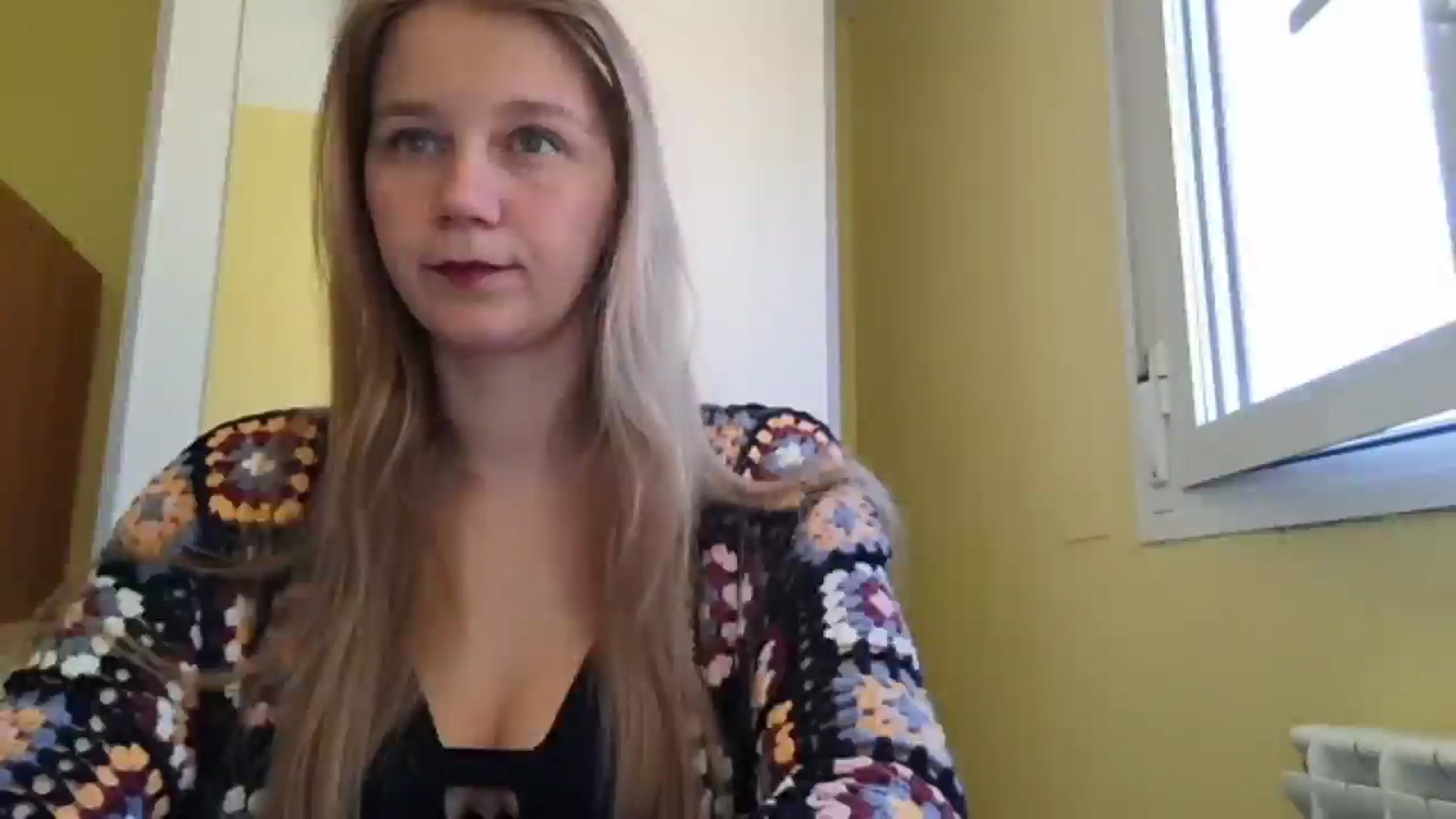 Gallery image thumbnail from KrisssKiss1's myfreecams stream on, 04/10/2026, 11:15 image 5 of 20