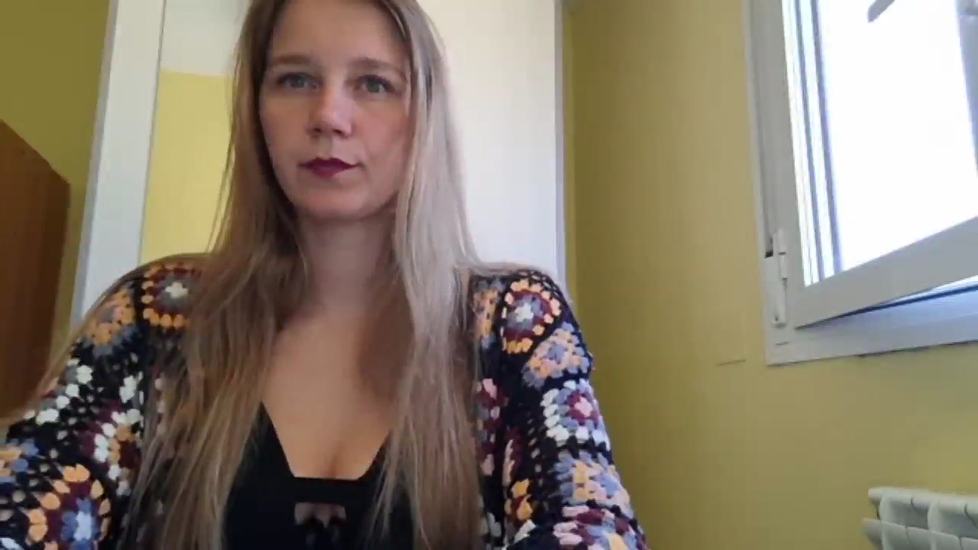 Gallery image thumbnail from KrisssKiss1's myfreecams stream on, 04/10/2026, 11:38 image 8 of 20