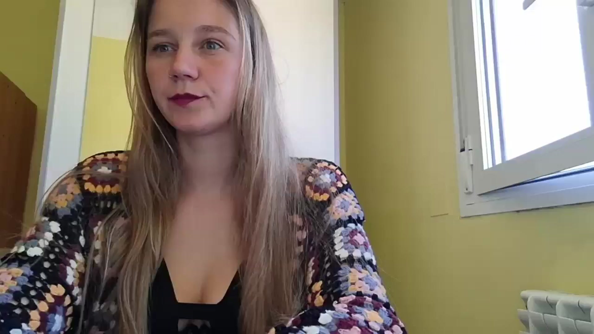Gallery image thumbnail from KrisssKiss1's myfreecams stream on, 04/10/2026, 14:10 image 1 of 20