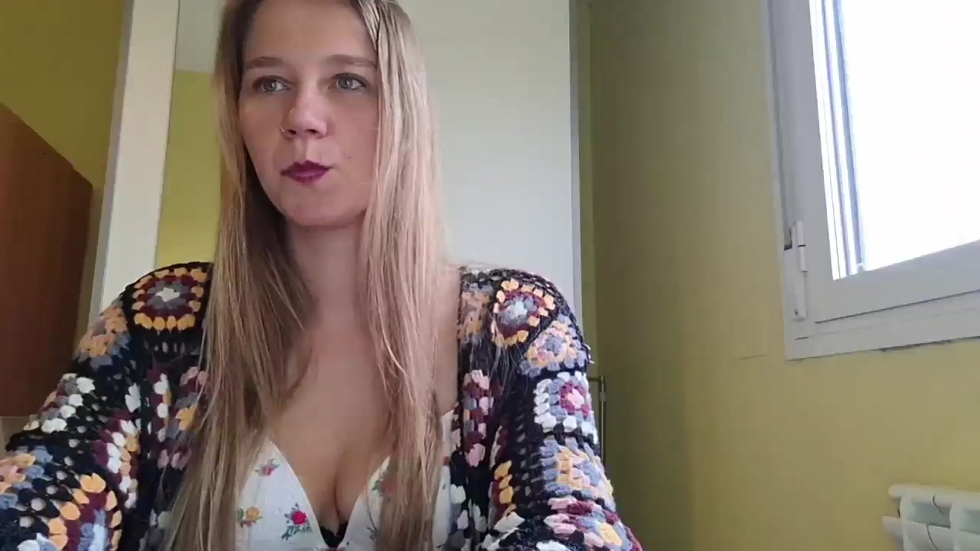 Gallery image thumbnail from KrisssKiss1's myfreecams stream on, 04/12/2026, 13:21 image 13 of 20