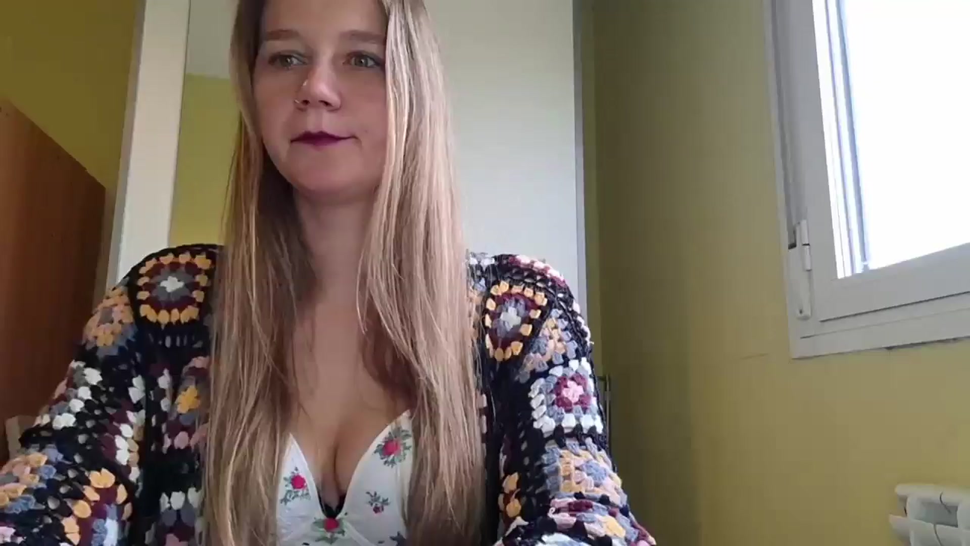 Gallery image thumbnail from KrisssKiss1's myfreecams stream on, 04/12/2026, 13:21 image 1 of 20