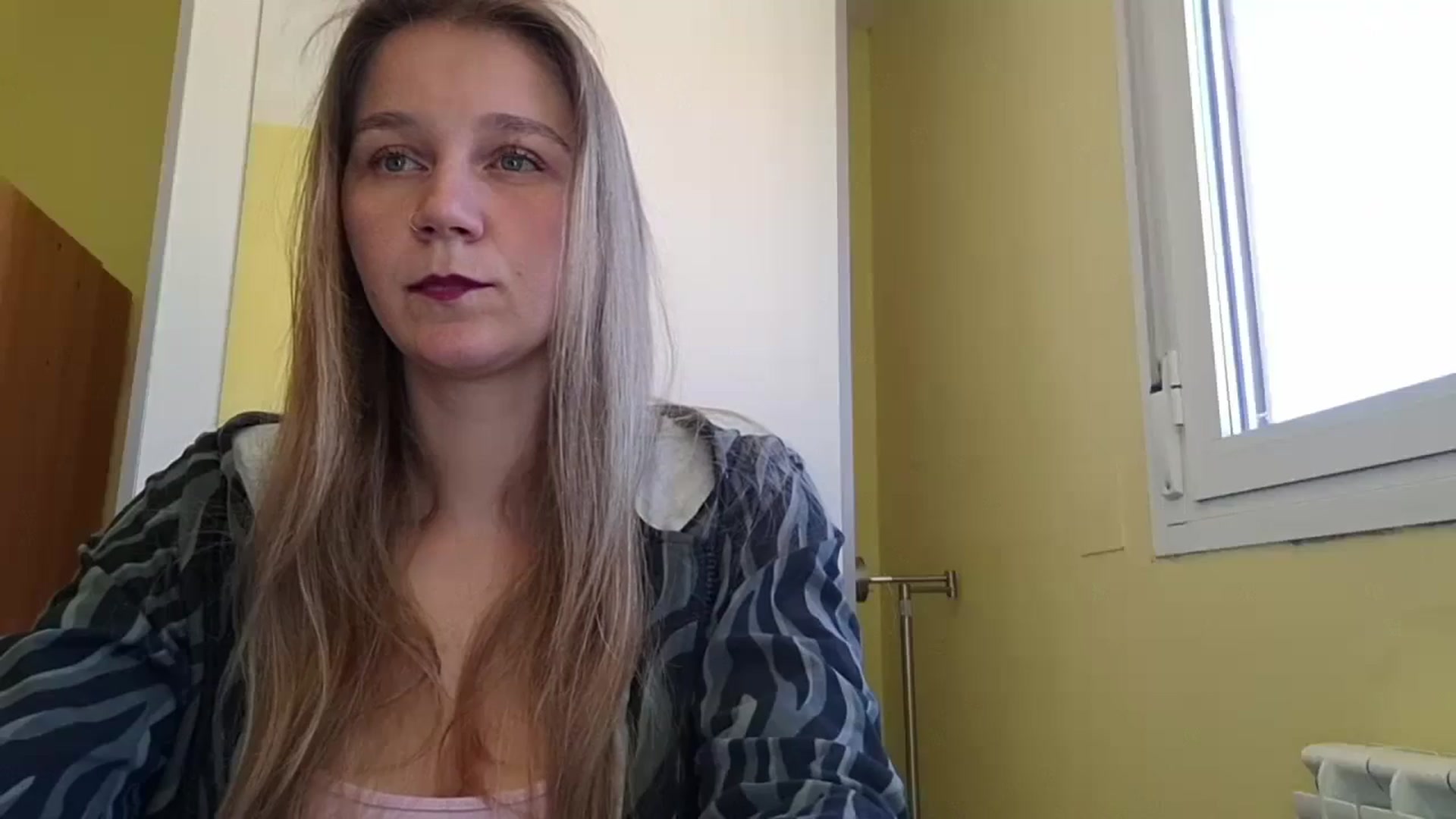 Gallery image thumbnail from KrisssKiss1's myfreecams stream on, 04/13/2026, 12:54 image 9 of 20