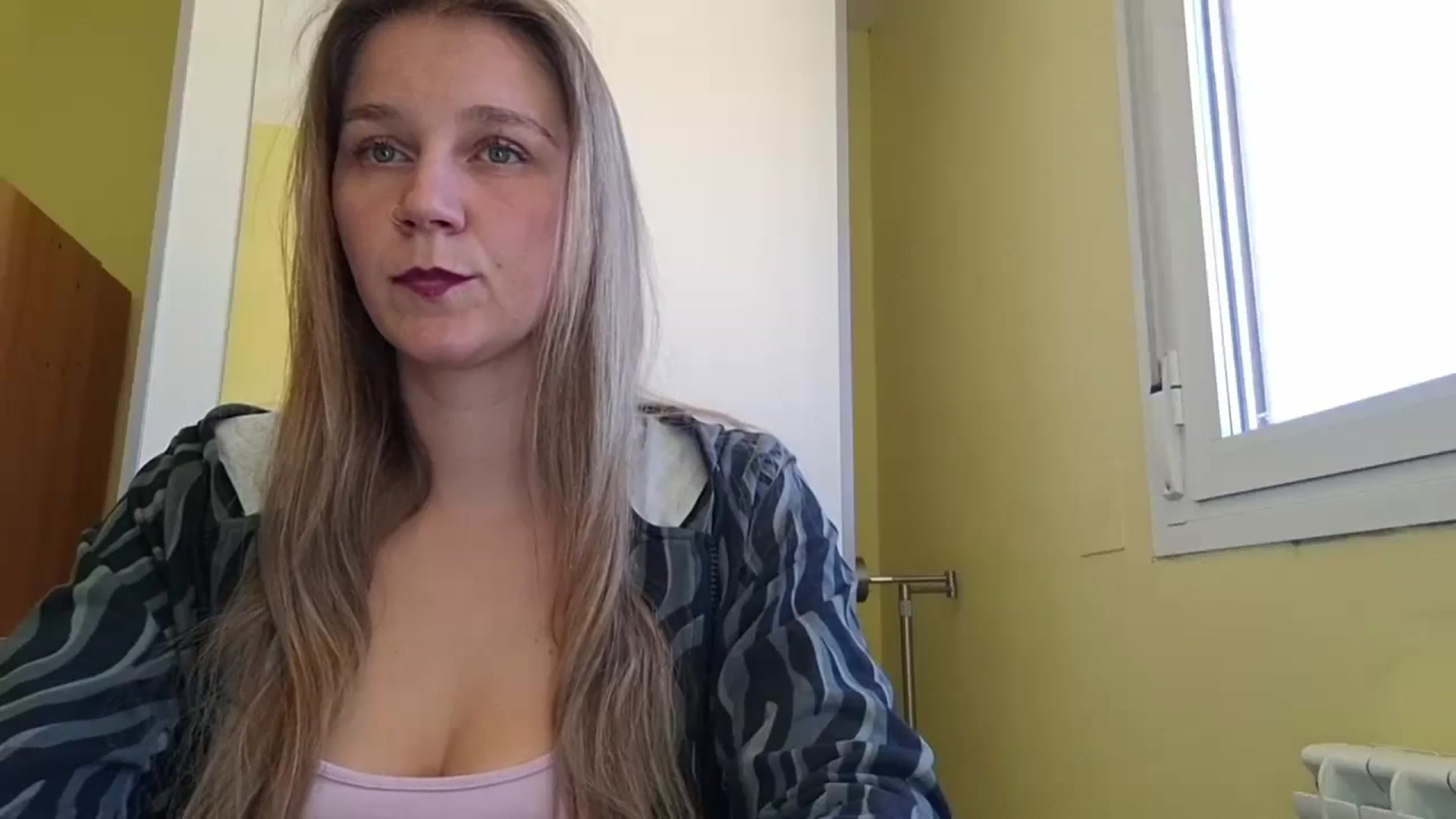 Gallery image thumbnail from KrisssKiss1's myfreecams stream on, 04/13/2026, 12:54 image 15 of 20