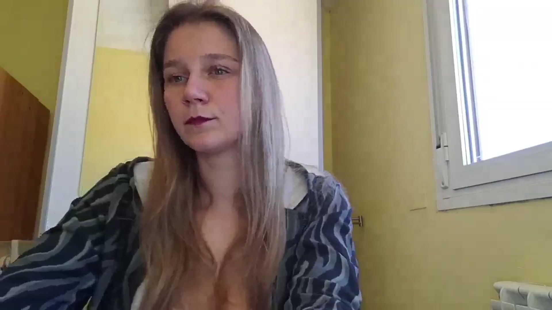 Gallery image thumbnail from KrisssKiss1's myfreecams stream on, 04/13/2026, 12:54 image 14 of 20