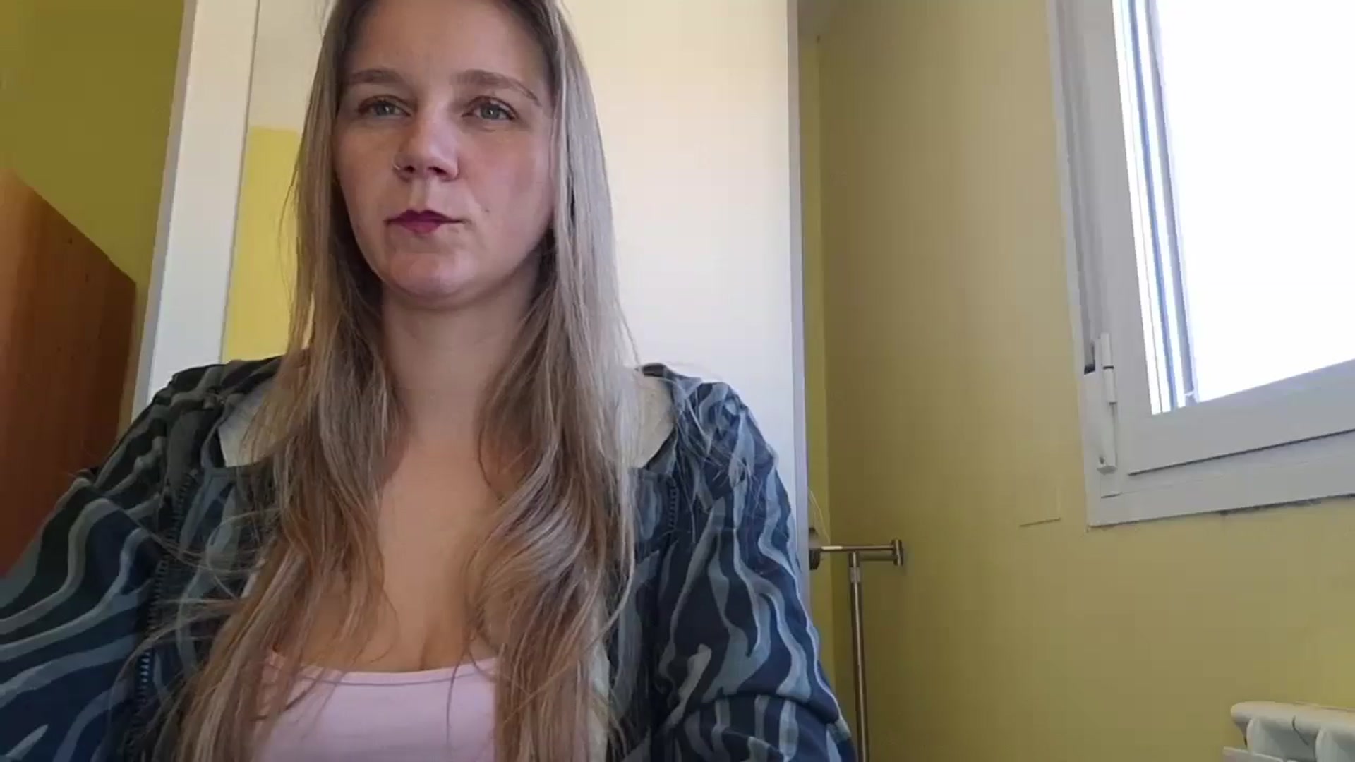 Gallery image thumbnail from KrisssKiss1's myfreecams stream on, 04/13/2026, 15:03 image 9 of 20