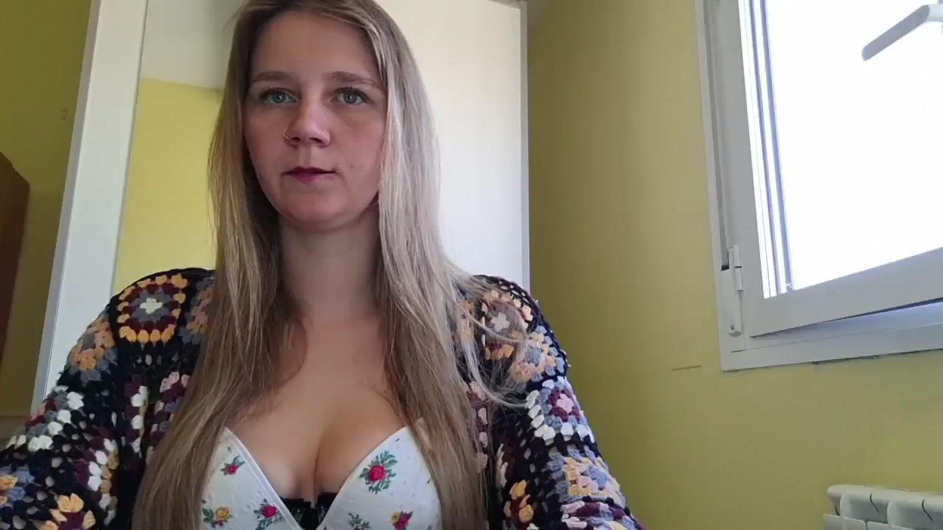 Gallery image thumbnail from KrisssKiss1's myfreecams stream on, 04/21/2026, 14:29 image 19 of 20