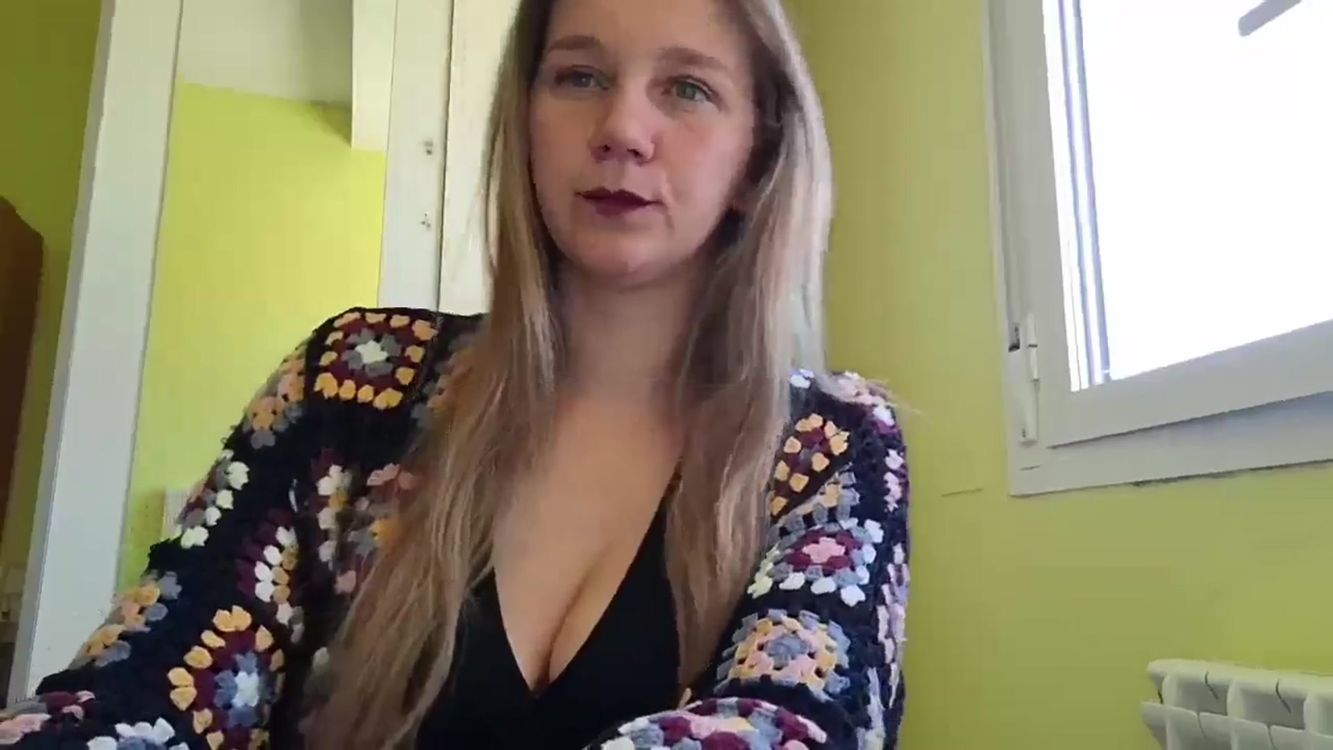 Gallery image thumbnail from KrisssKiss1's myfreecams stream on, 04/26/2026, 11:13 image 3 of 20