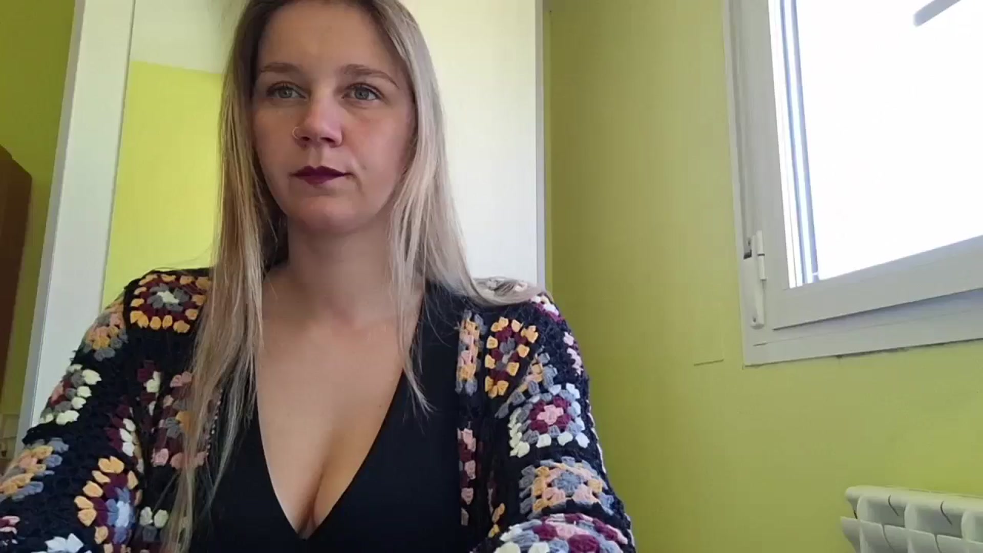 Gallery image thumbnail from KrisssKiss1's myfreecams stream on, 04/26/2026, 11:13 image 13 of 20