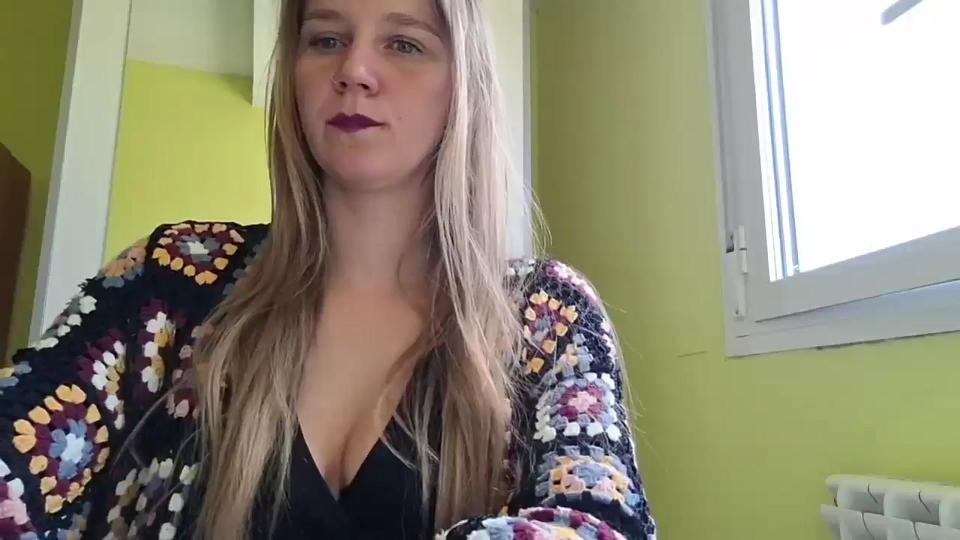 Gallery image thumbnail from KrisssKiss1's myfreecams stream on, 04/26/2026, 15:04 image 2 of 20