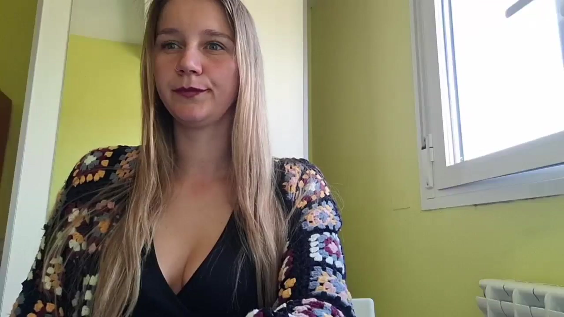 Gallery image thumbnail from KrisssKiss1's myfreecams stream on, 04/26/2026, 15:04 image 20 of 20