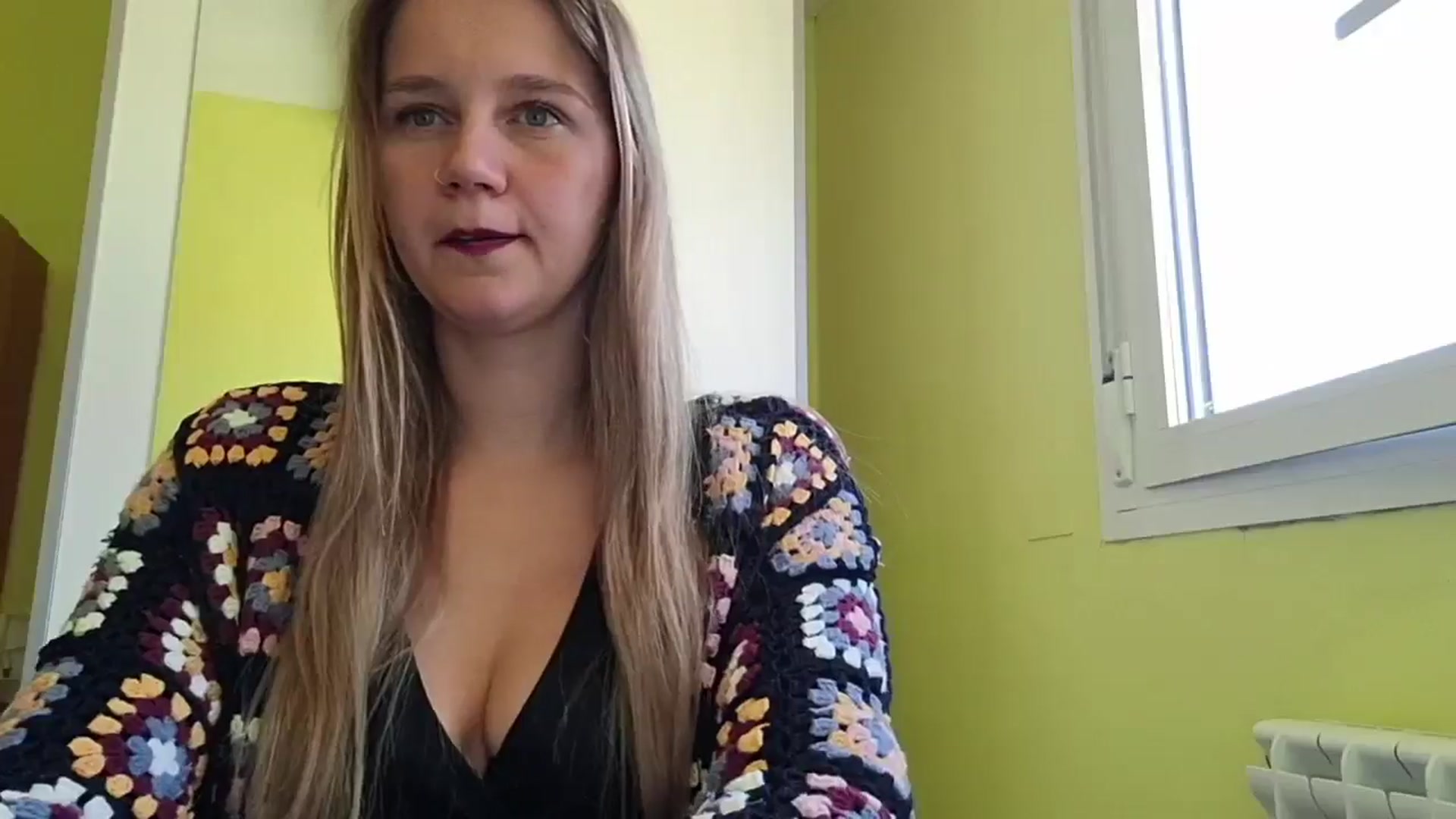 Gallery image thumbnail from KrisssKiss1's myfreecams stream on, 04/26/2026, 15:04 image 5 of 20
