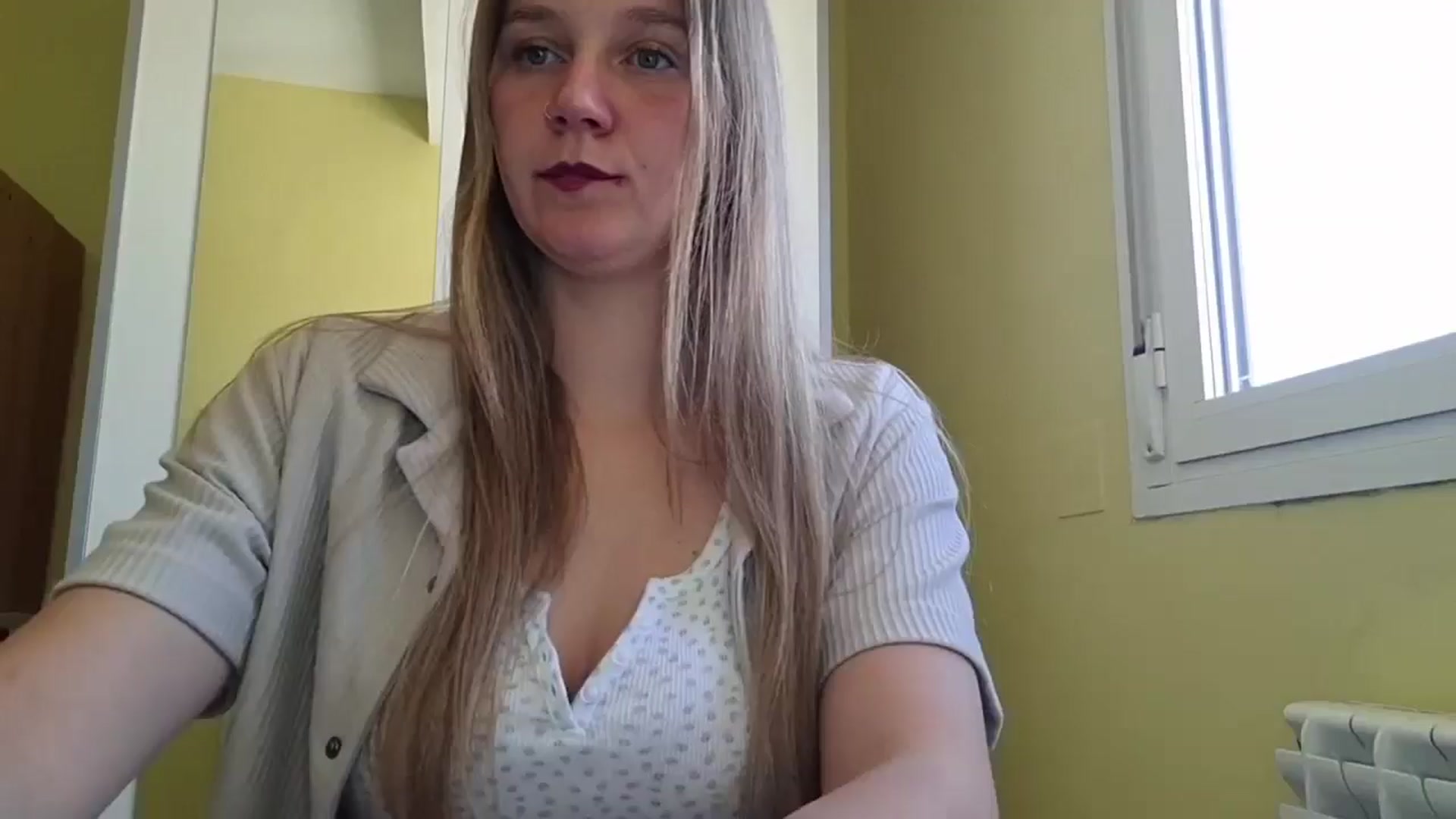 Gallery image thumbnail from KrisssKiss1's myfreecams stream on, 04/27/2026, 12:39 image 10 of 20