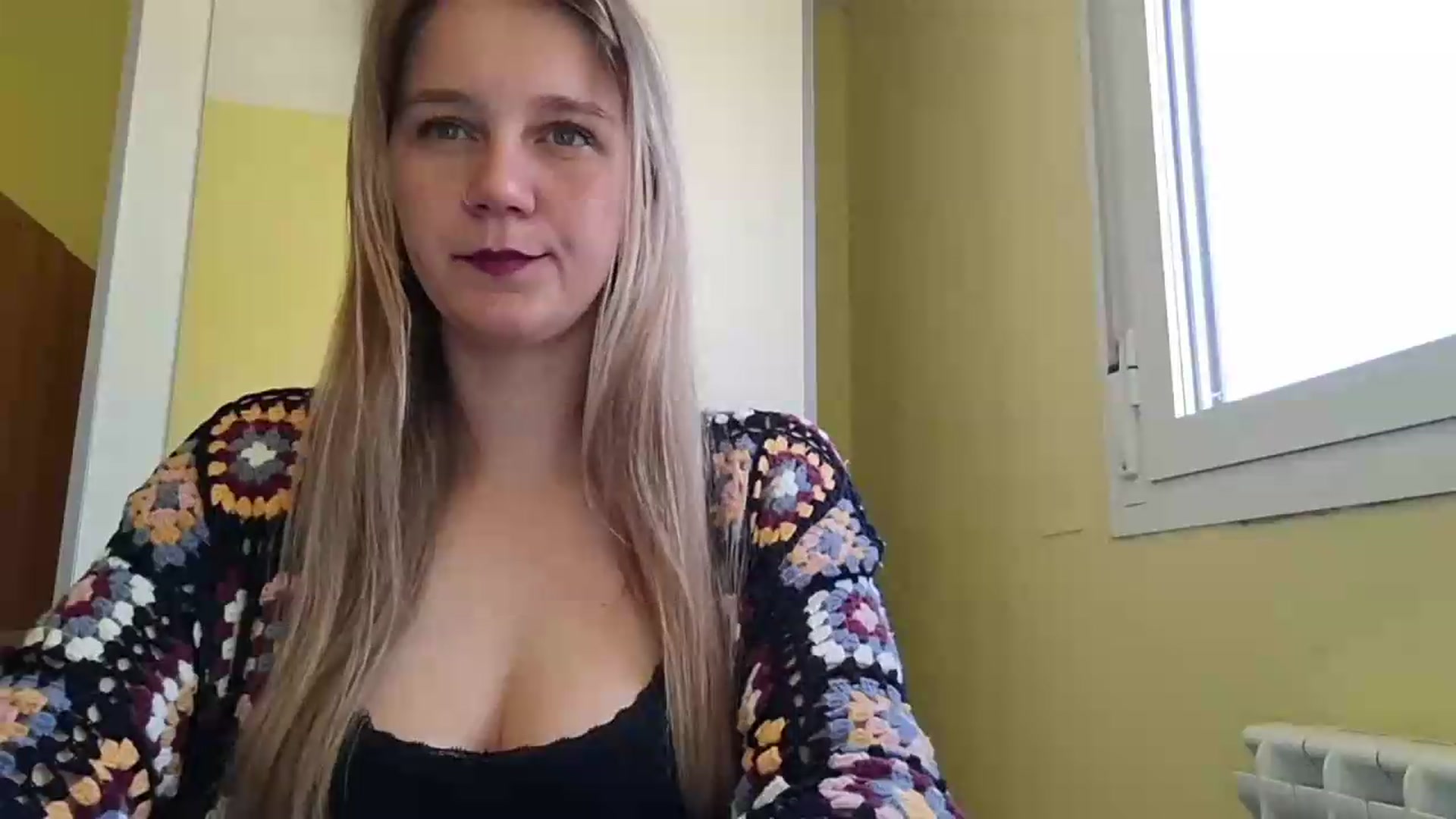 Gallery image thumbnail from KrisssKiss1's myfreecams stream on, 05/01/2026, 12:10 image 10 of 20