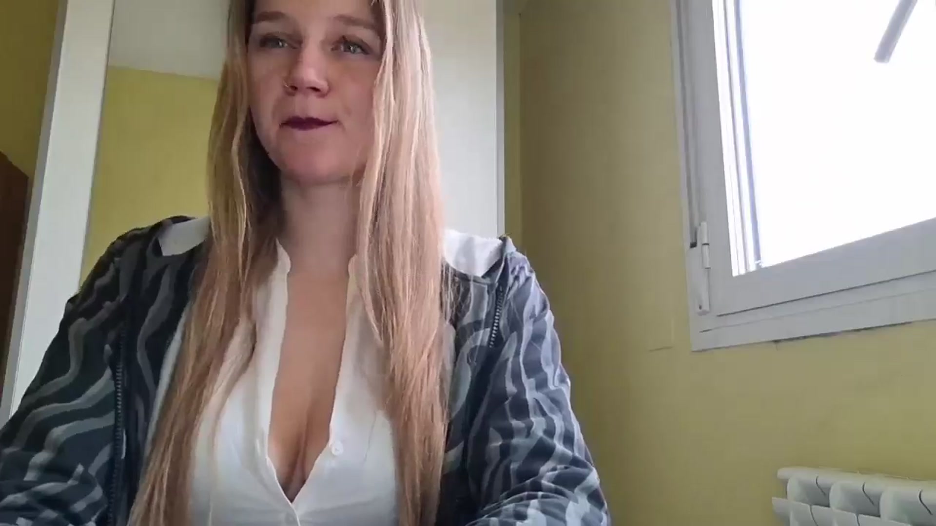 Gallery image thumbnail from KrisssKiss1's myfreecams stream on, 05/02/2026, 12:39 image 10 of 20