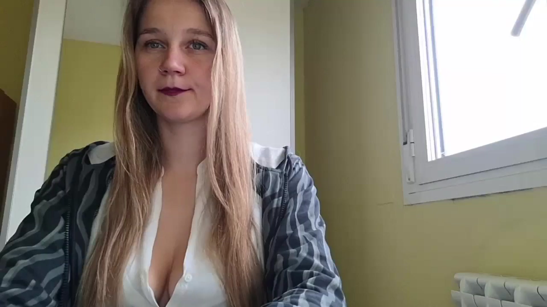 Gallery image thumbnail from KrisssKiss1's myfreecams stream on, 05/02/2026, 12:39 image 14 of 20