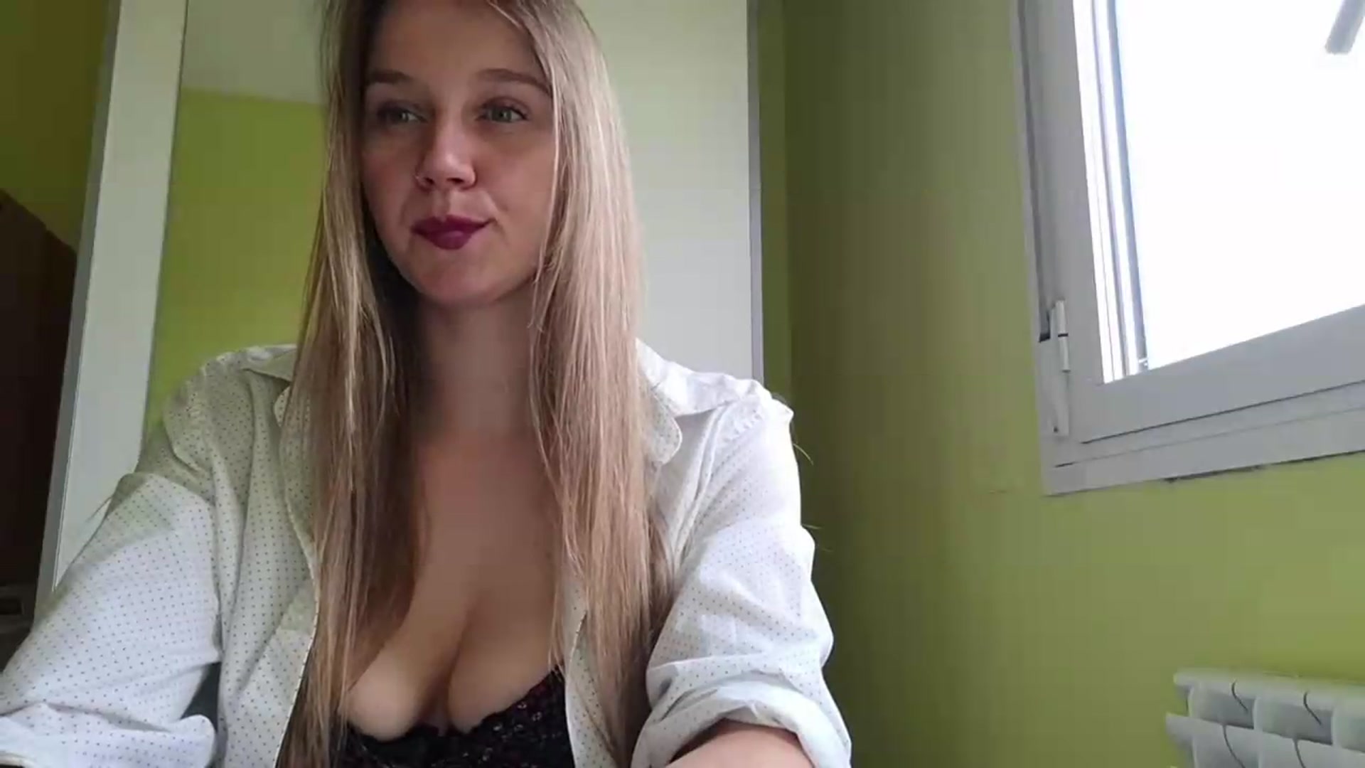 Gallery image thumbnail from KrisssKiss1's myfreecams stream on, 05/03/2026, 12:25 image 12 of 20