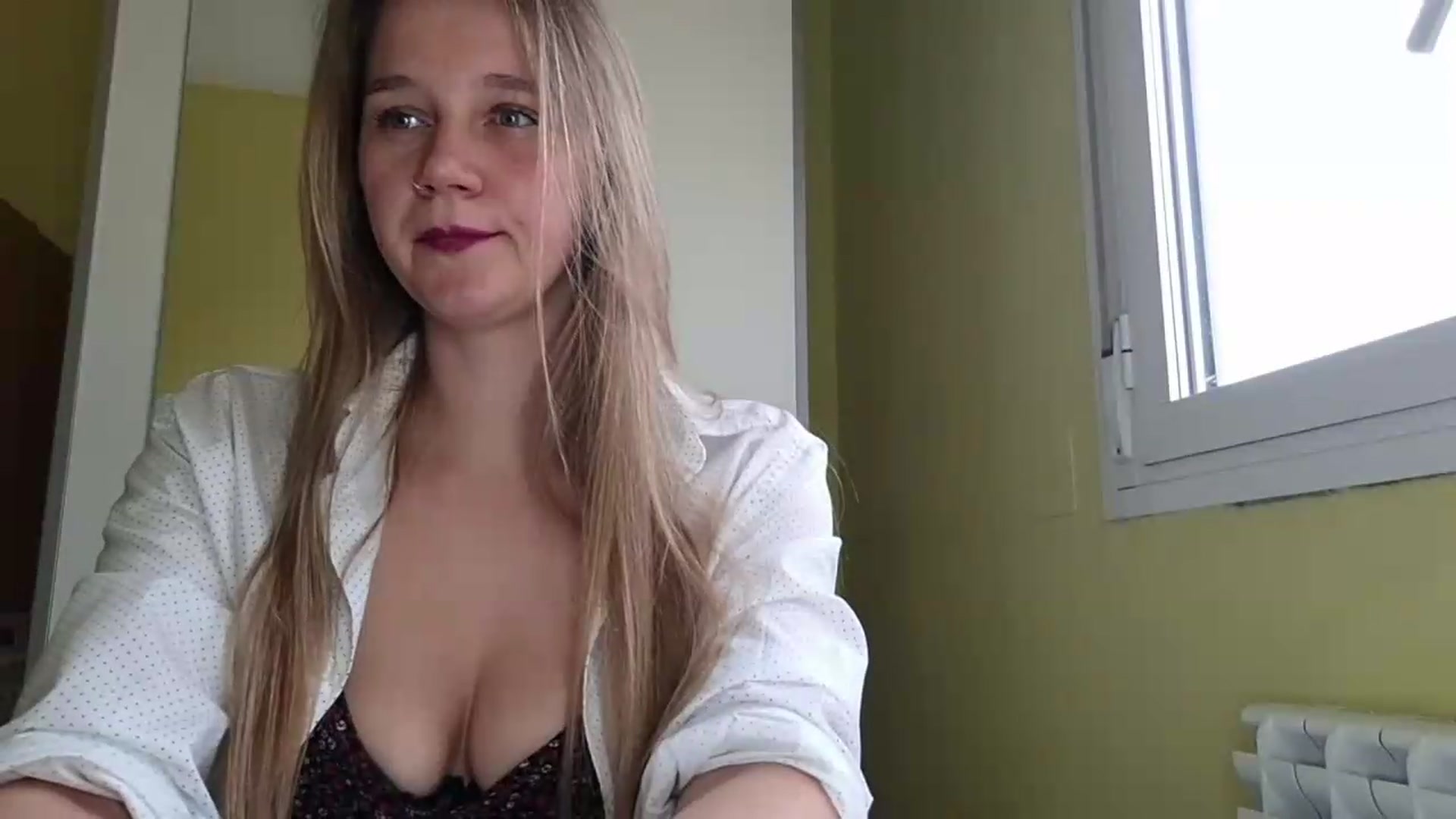 Gallery image thumbnail from KrisssKiss1's myfreecams stream on, 05/03/2026, 14:47 image 14 of 20