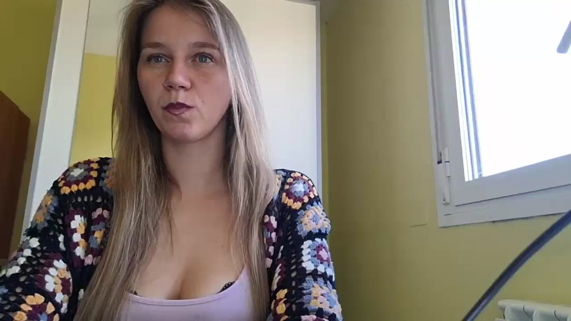 Gallery image thumbnail from KrisssKiss1's myfreecams stream on, 05/05/2026, 14:57 image 20 of 20