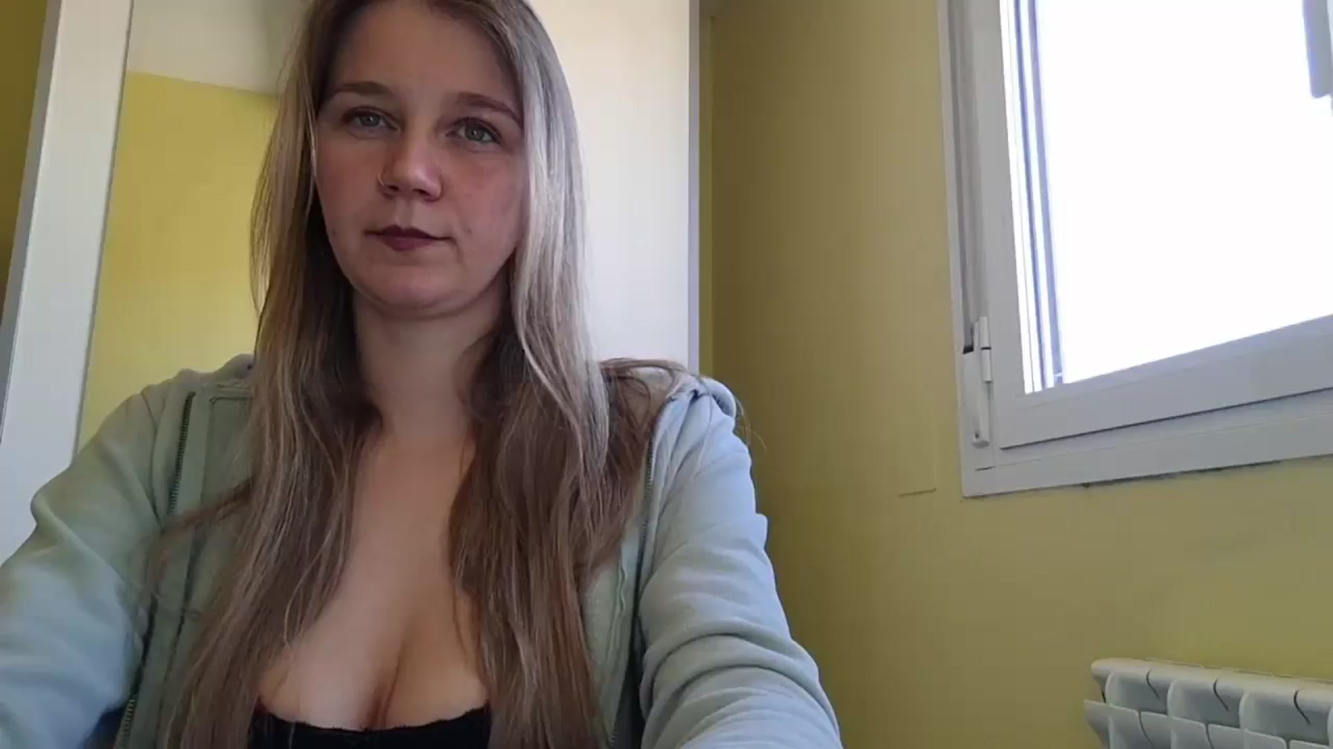 Gallery image thumbnail from KrisssKiss1's myfreecams stream on, 05/06/2026, 14:01 image 20 of 20