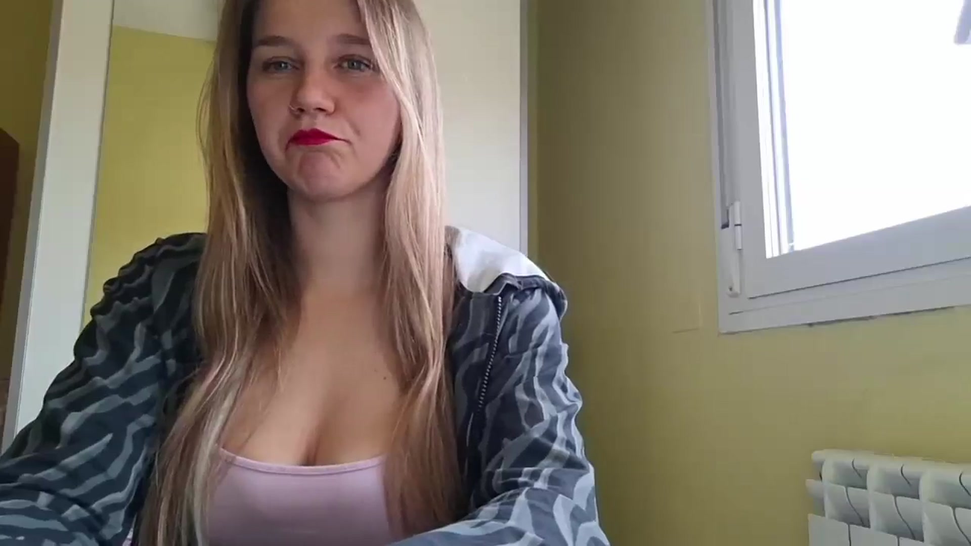 Gallery image thumbnail from KrisssKiss1's myfreecams stream on, 05/08/2026, 12:59 image 3 of 20