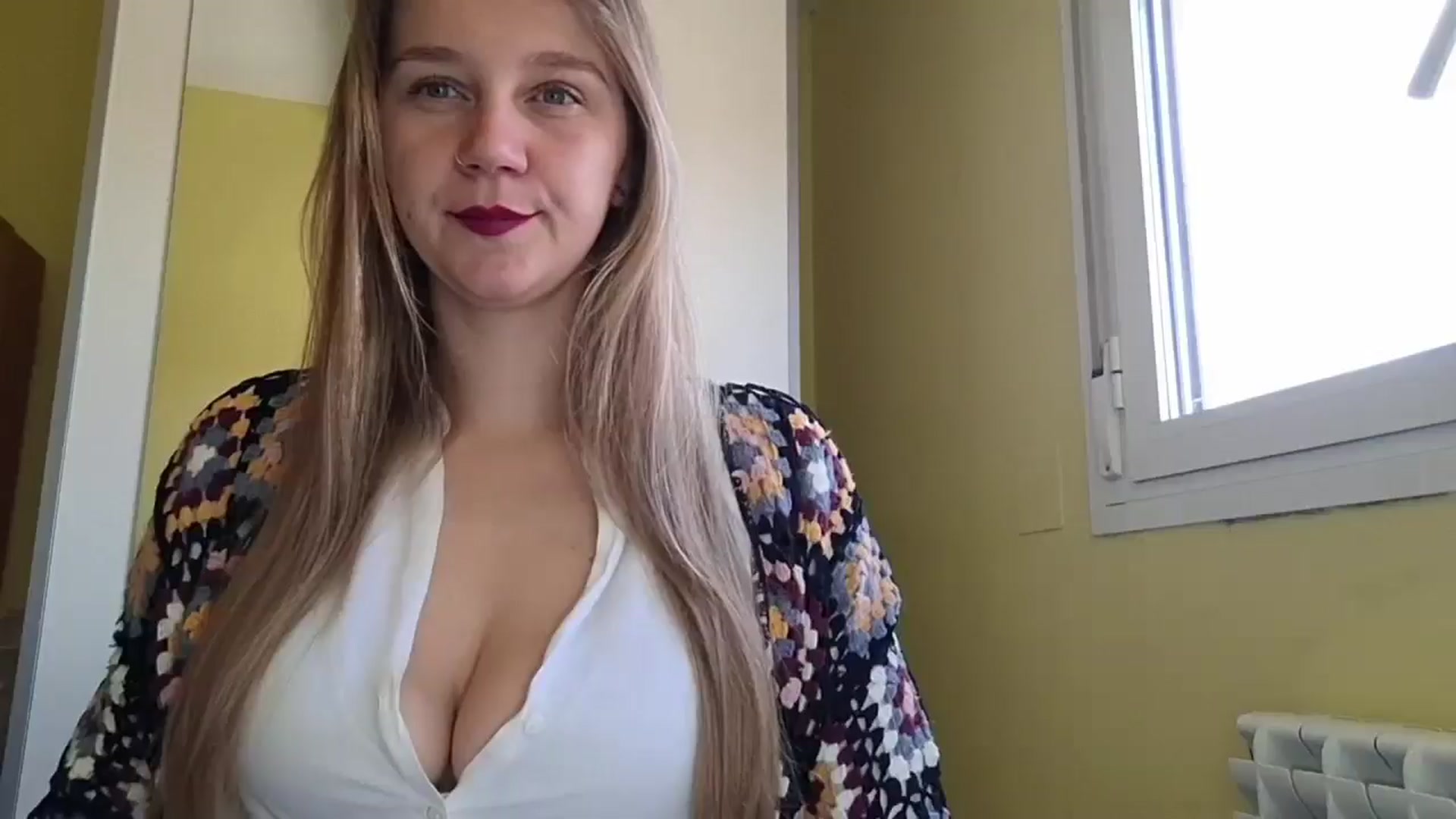 Gallery image thumbnail from KrisssKiss1's myfreecams stream on, 05/11/2026, 11:36 image 1 of 20