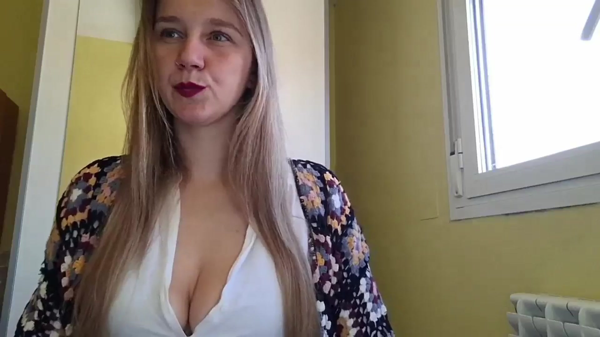 Gallery image thumbnail from KrisssKiss1's myfreecams stream on, 05/11/2026, 11:36 image 7 of 20