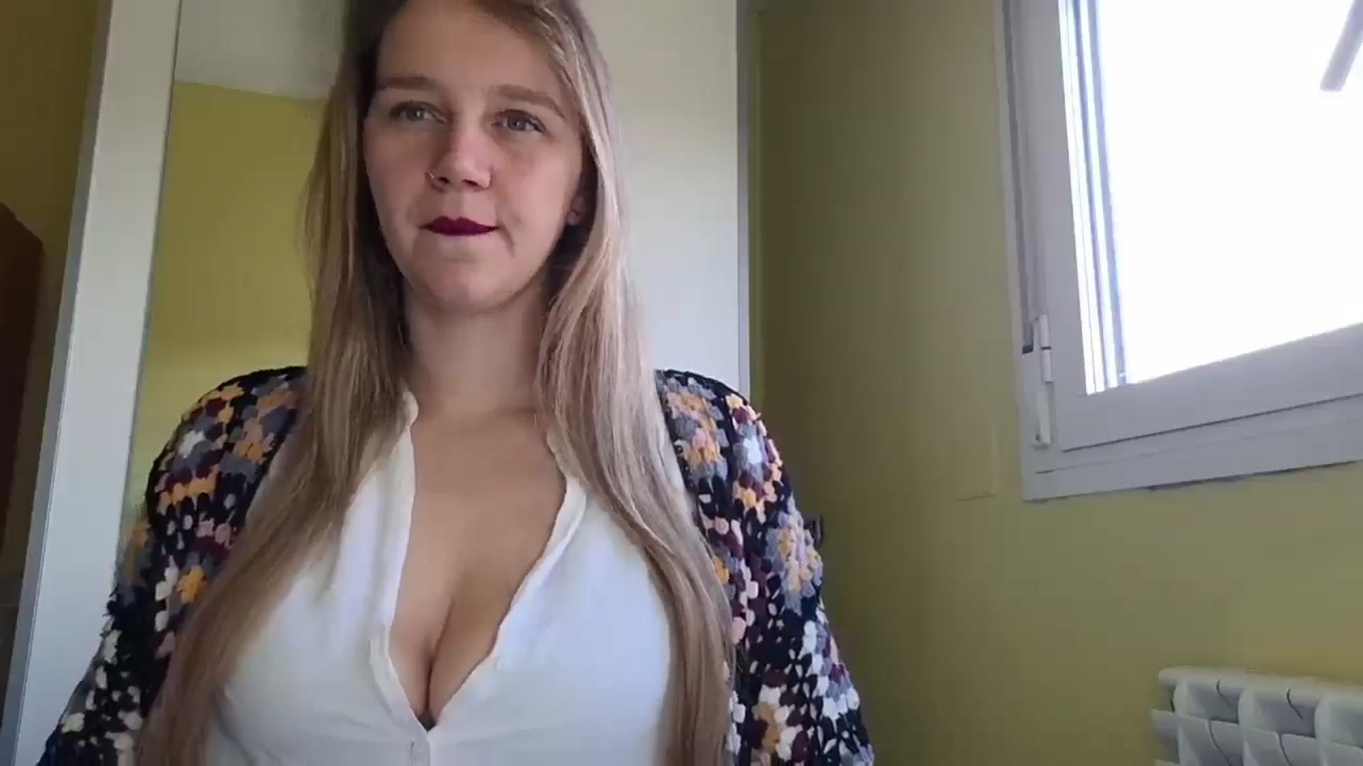 Gallery image thumbnail from KrisssKiss1's myfreecams stream on, 05/11/2026, 11:36 image 10 of 20