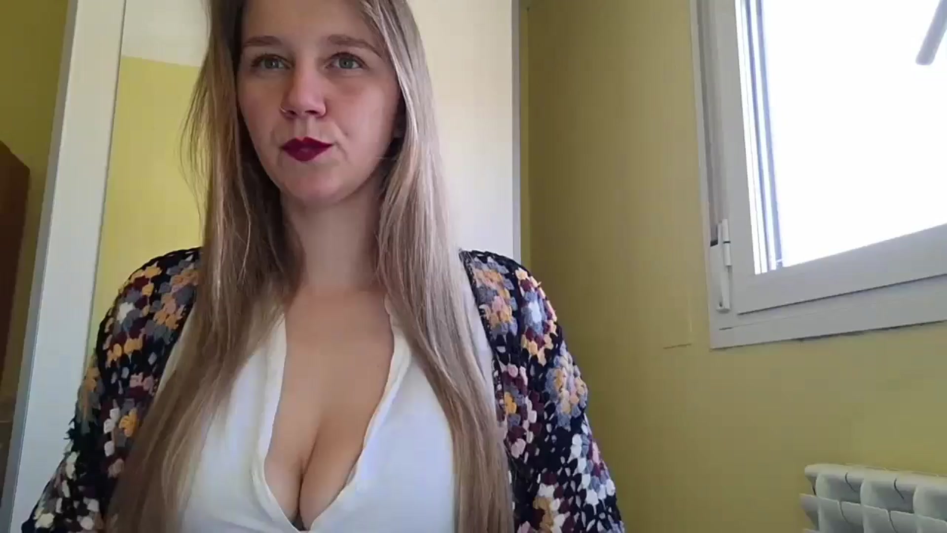 Gallery image thumbnail from KrisssKiss1's myfreecams stream on, 05/11/2026, 11:36 image 14 of 20