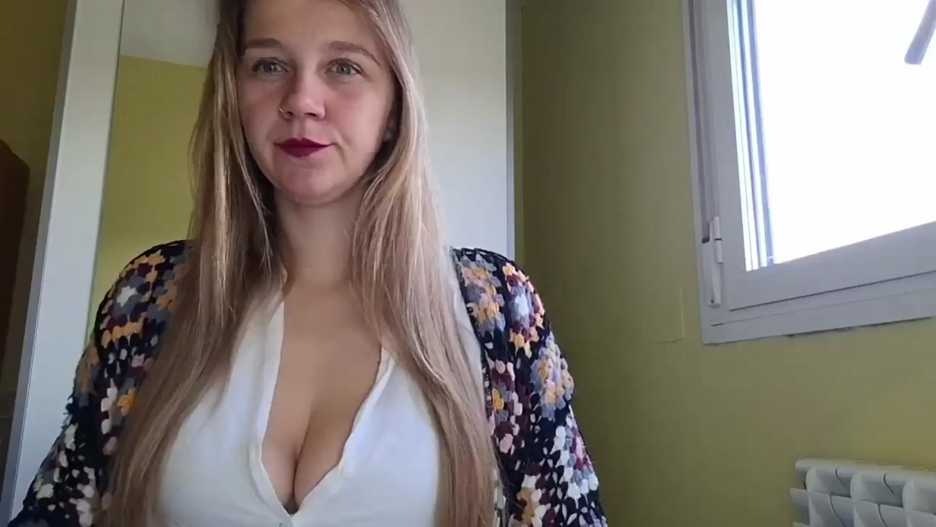 Gallery image thumbnail from KrisssKiss1's myfreecams stream on, 05/11/2026, 11:36 image 3 of 20