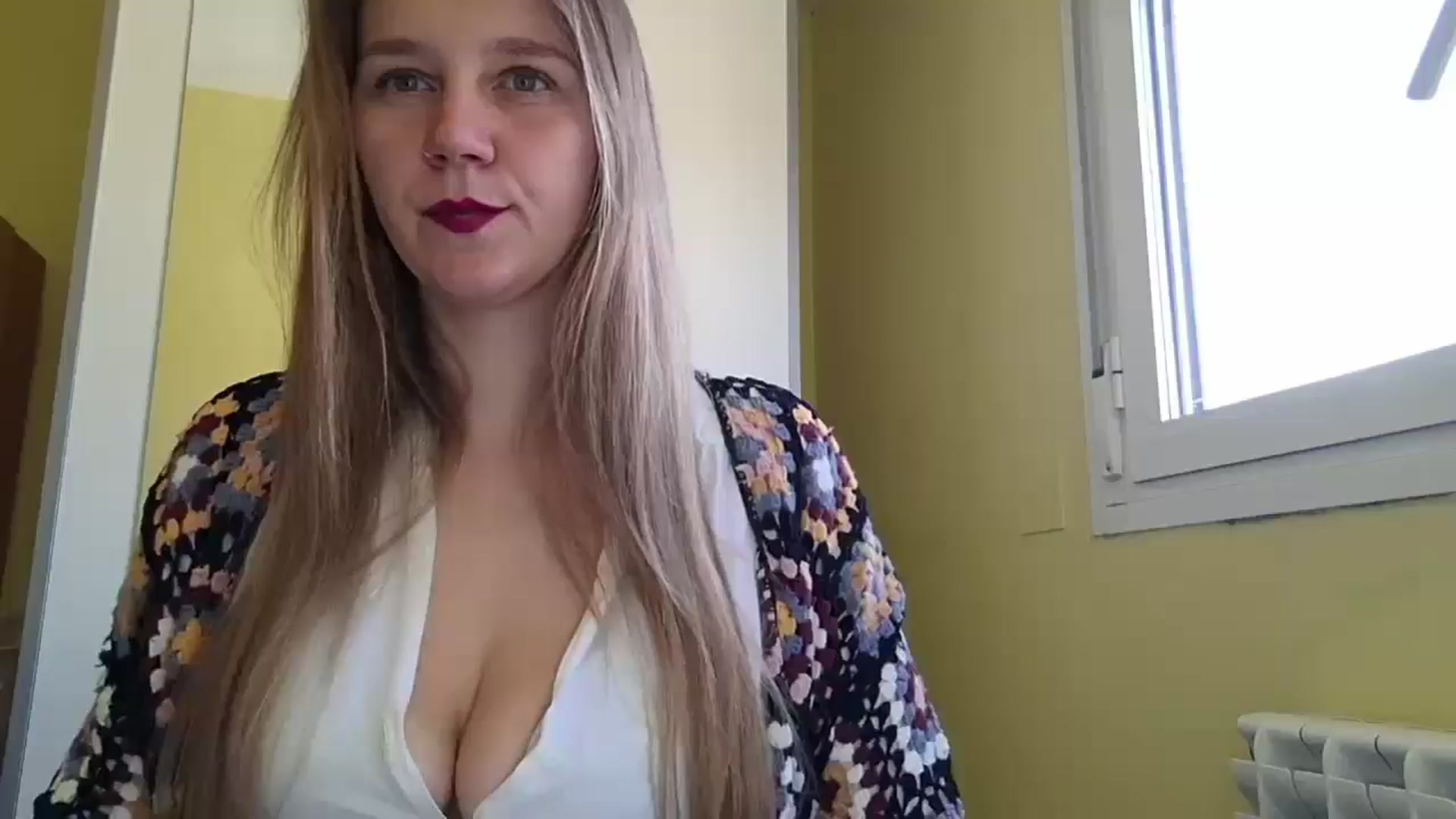 Gallery image thumbnail from KrisssKiss1's myfreecams stream on, 05/11/2026, 11:36 image 16 of 20