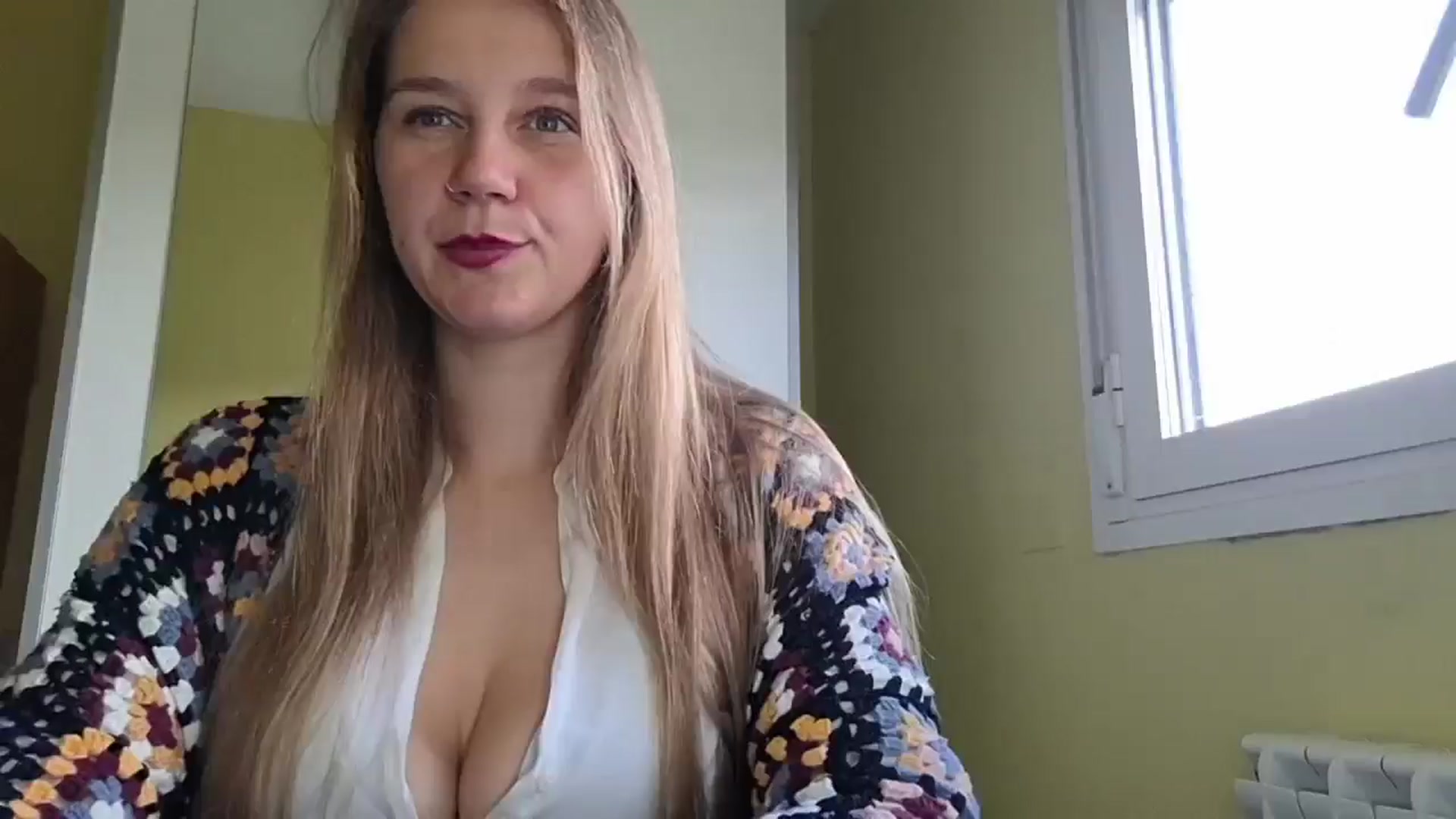 Gallery image thumbnail from KrisssKiss1's myfreecams stream on, 05/11/2026, 12:50 image 18 of 20