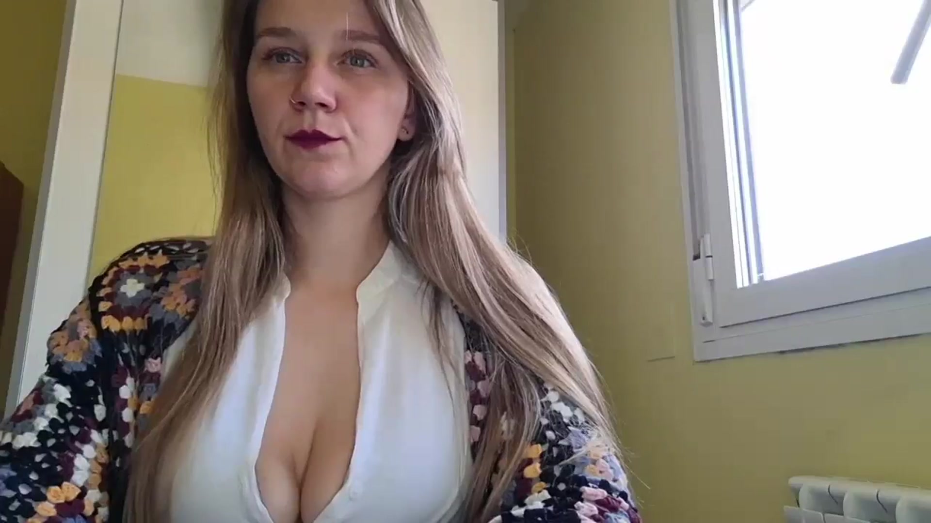 Gallery image thumbnail from KrisssKiss1's myfreecams stream on, 05/11/2026, 14:10 image 6 of 20