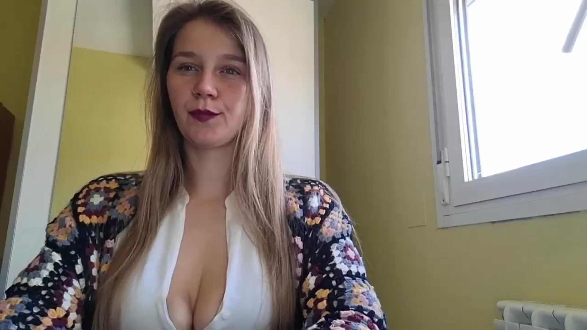 Gallery image thumbnail from KrisssKiss1's myfreecams stream on, 05/11/2026, 14:10 image 5 of 20