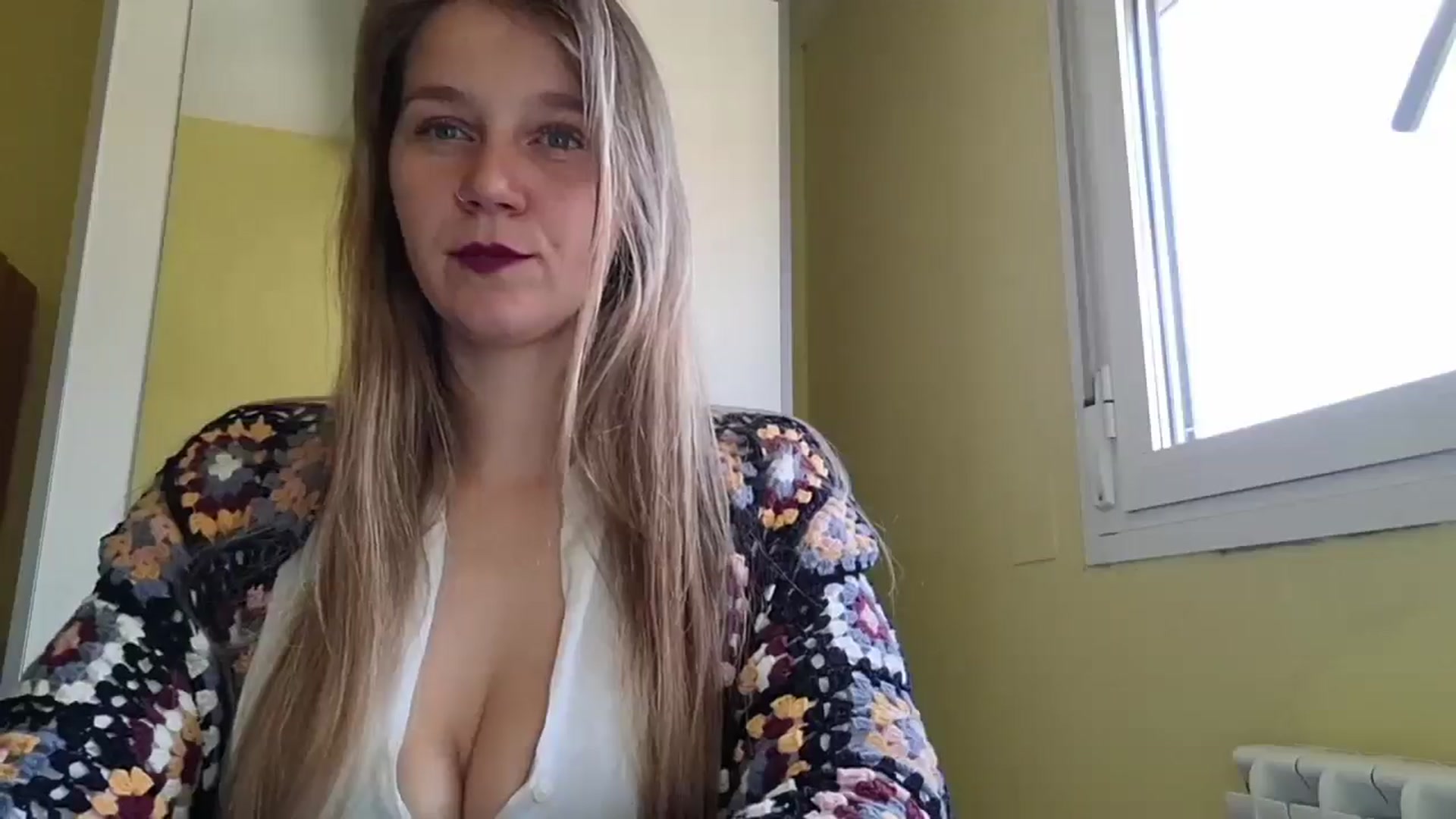 Gallery image thumbnail from KrisssKiss1's myfreecams stream on, 05/11/2026, 14:10 image 11 of 20