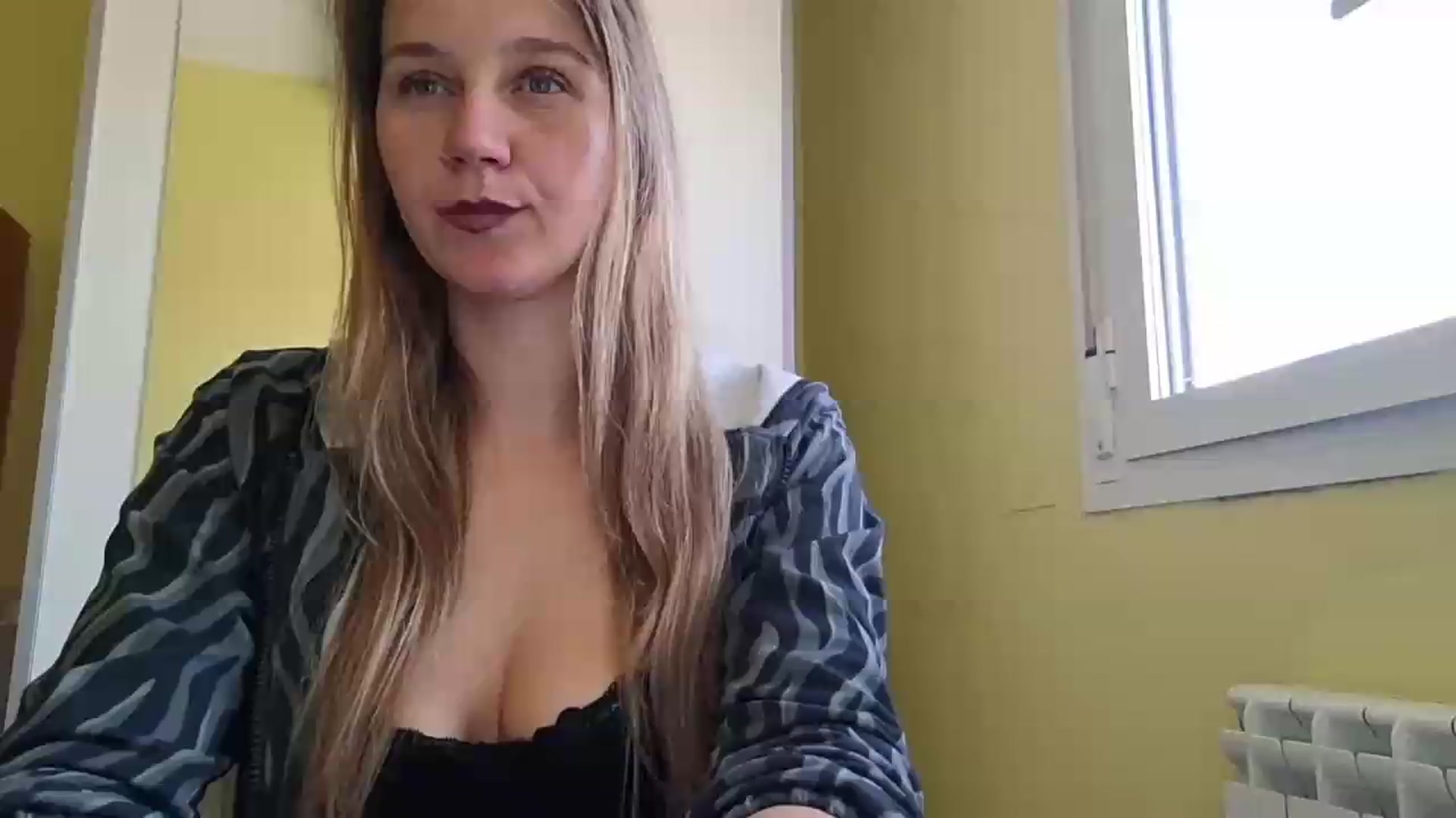 Gallery image thumbnail from KrisssKiss1's myfreecams stream on, 05/12/2026, 14:55 image 1 of 20