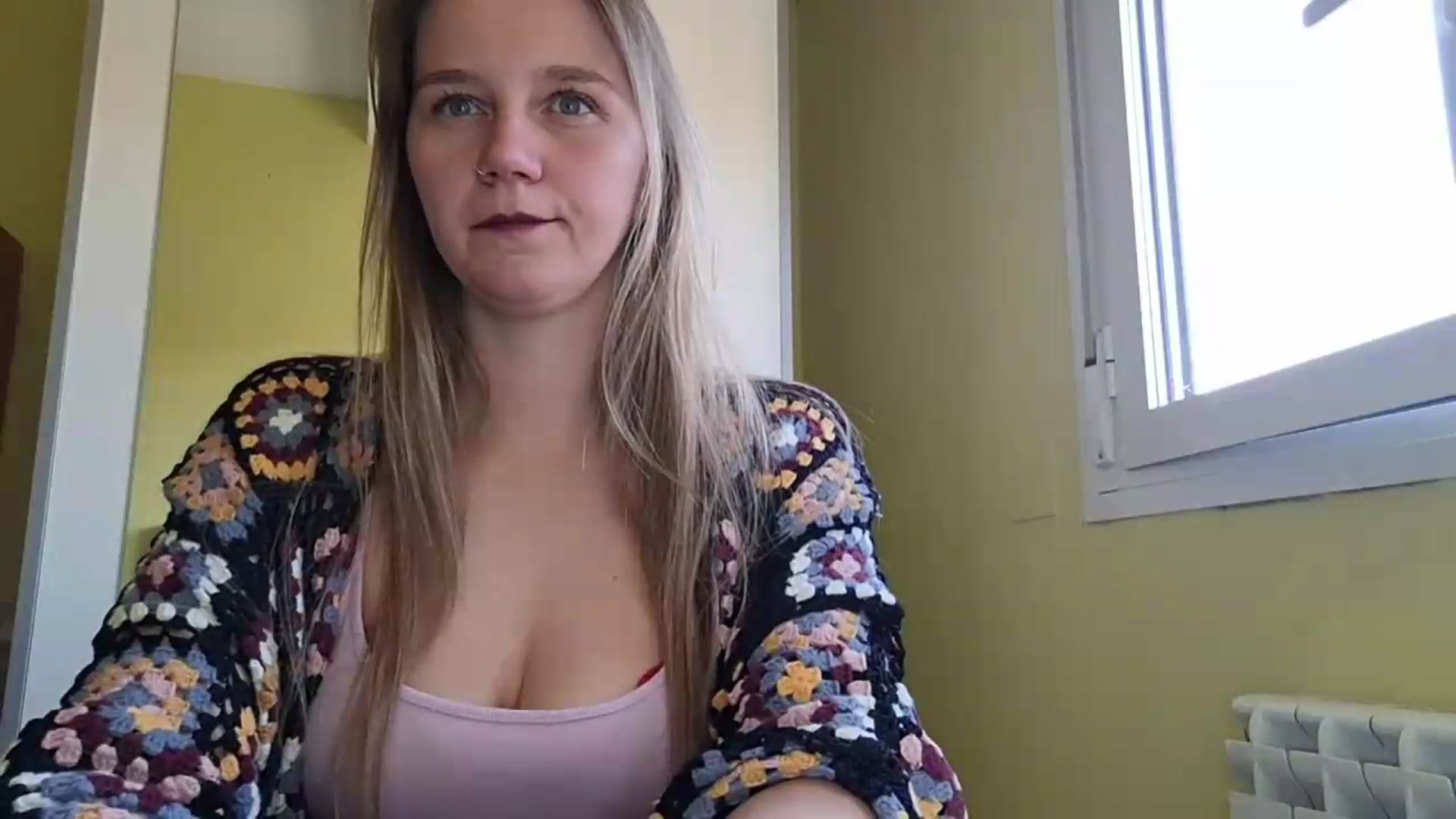 Gallery image thumbnail from KrisssKiss1's myfreecams stream on, 05/19/2026, 15:01 image 20 of 20