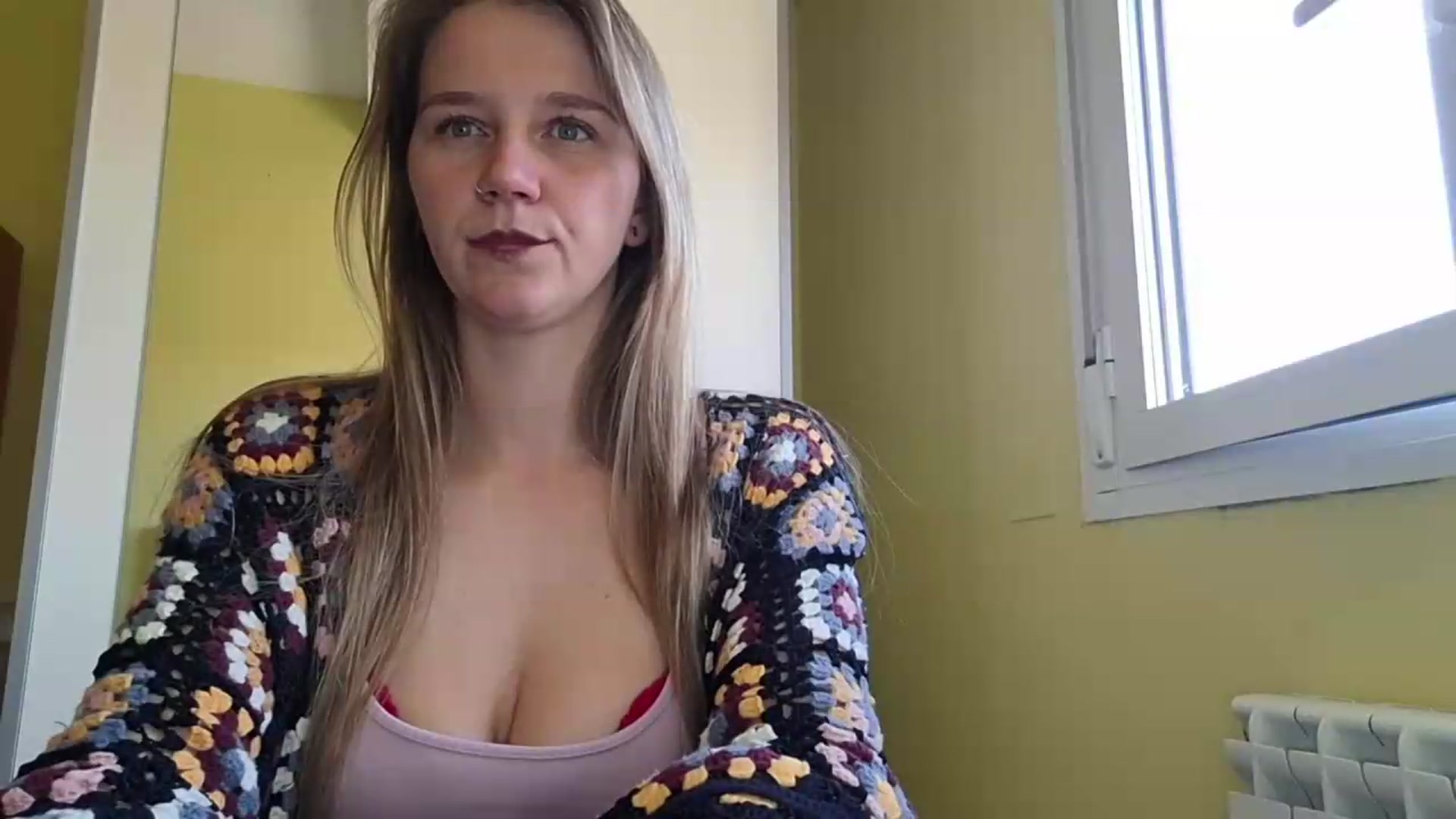Gallery image thumbnail from KrisssKiss1's myfreecams stream on, 05/19/2026, 15:01 image 11 of 20