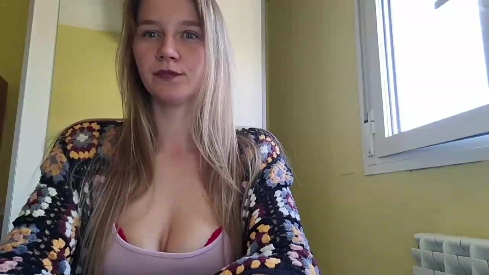 Gallery image thumbnail from KrisssKiss1's myfreecams stream on, 05/19/2026, 15:01 image 10 of 20