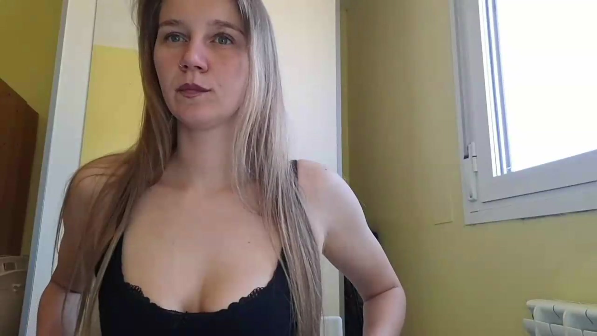 Gallery image thumbnail from KrisssKiss1's myfreecams stream on, 05/24/2026, 13:21 image 4 of 20