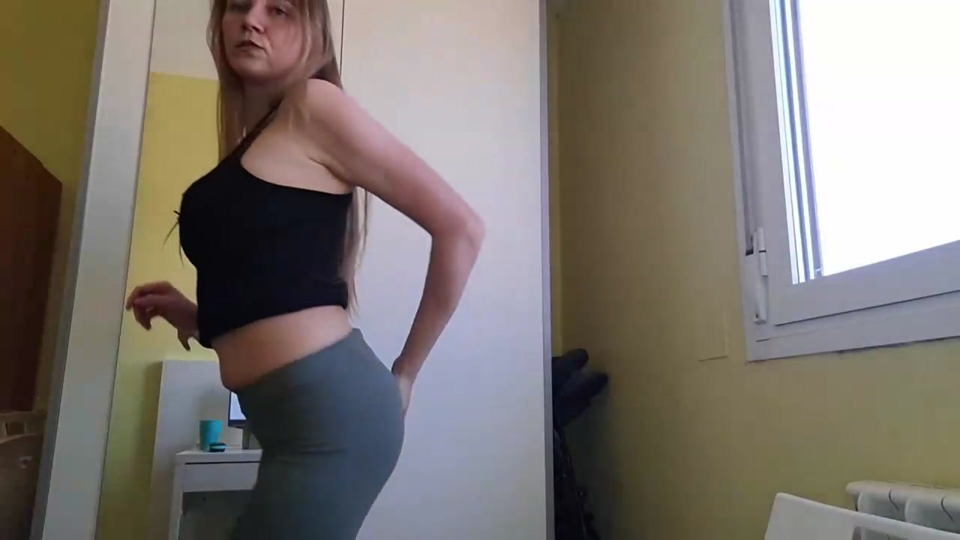 Gallery image thumbnail from KrisssKiss1's myfreecams stream on, 05/24/2026, 13:21 image 11 of 20