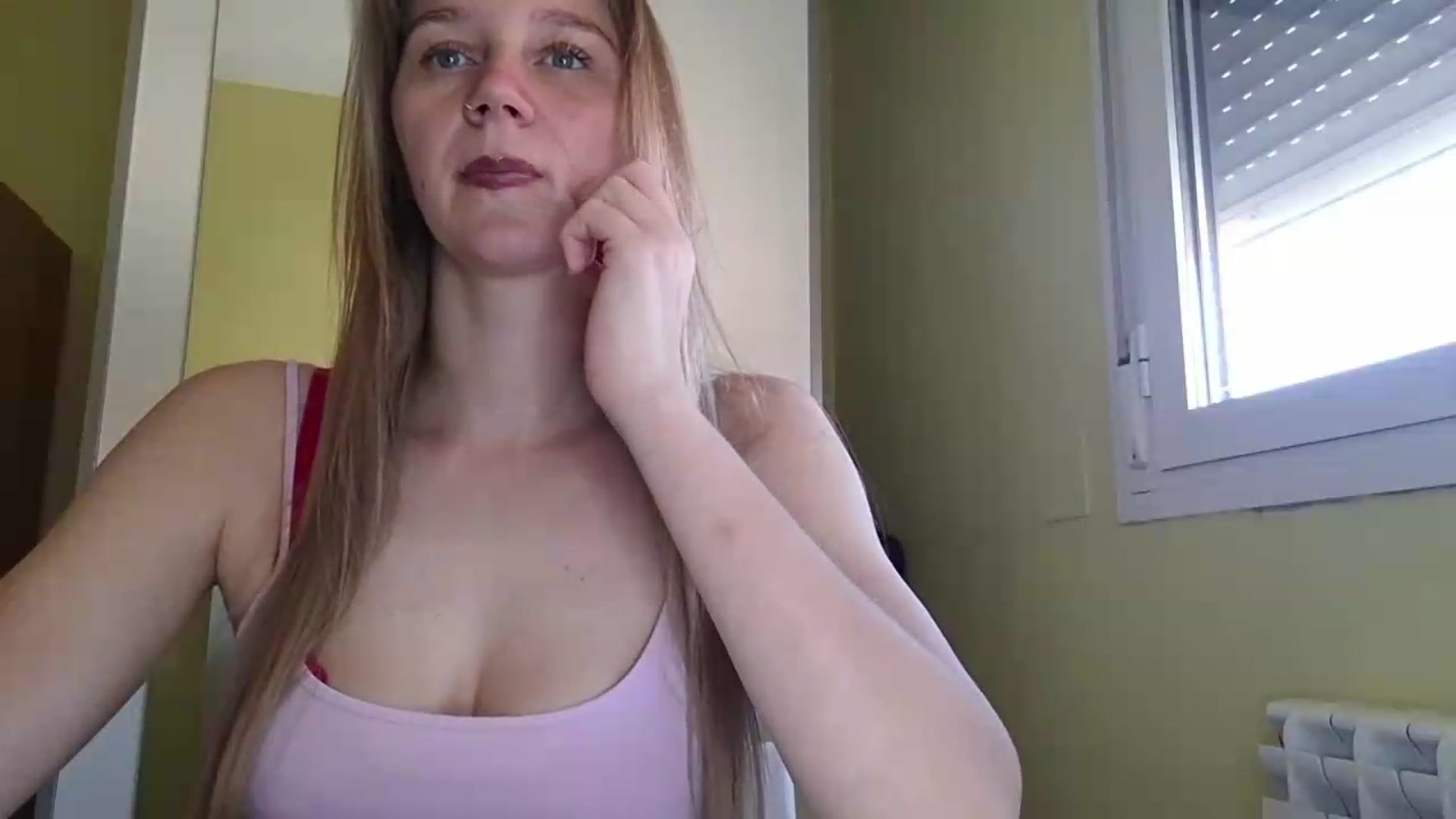 Gallery image thumbnail from KrisssKiss1's myfreecams stream on, 05/30/2026, 12:21 image 3 of 20