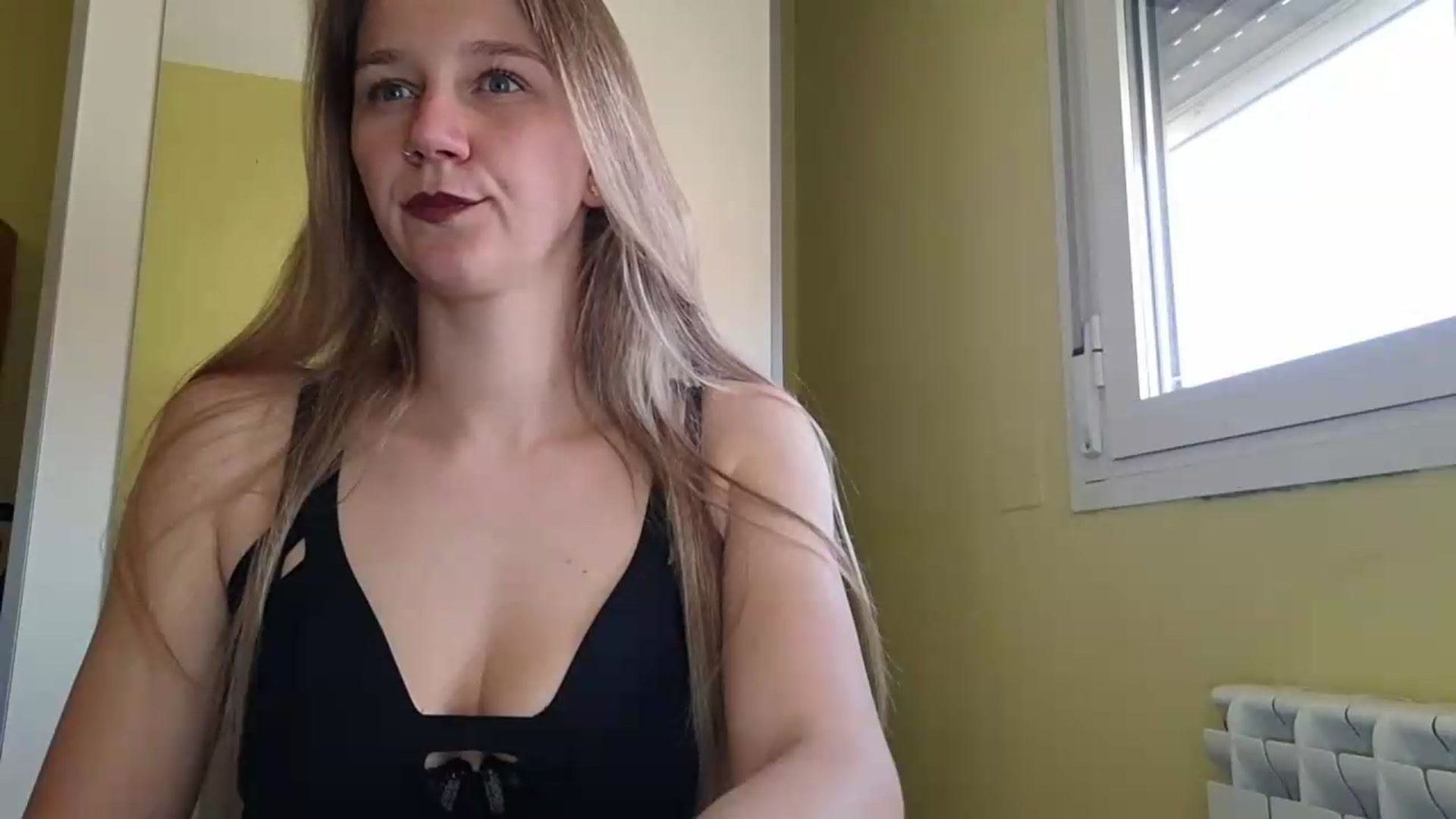Gallery image thumbnail from KrisssKiss1's myfreecams stream on, 06/01/2026, 12:47 image 5 of 20