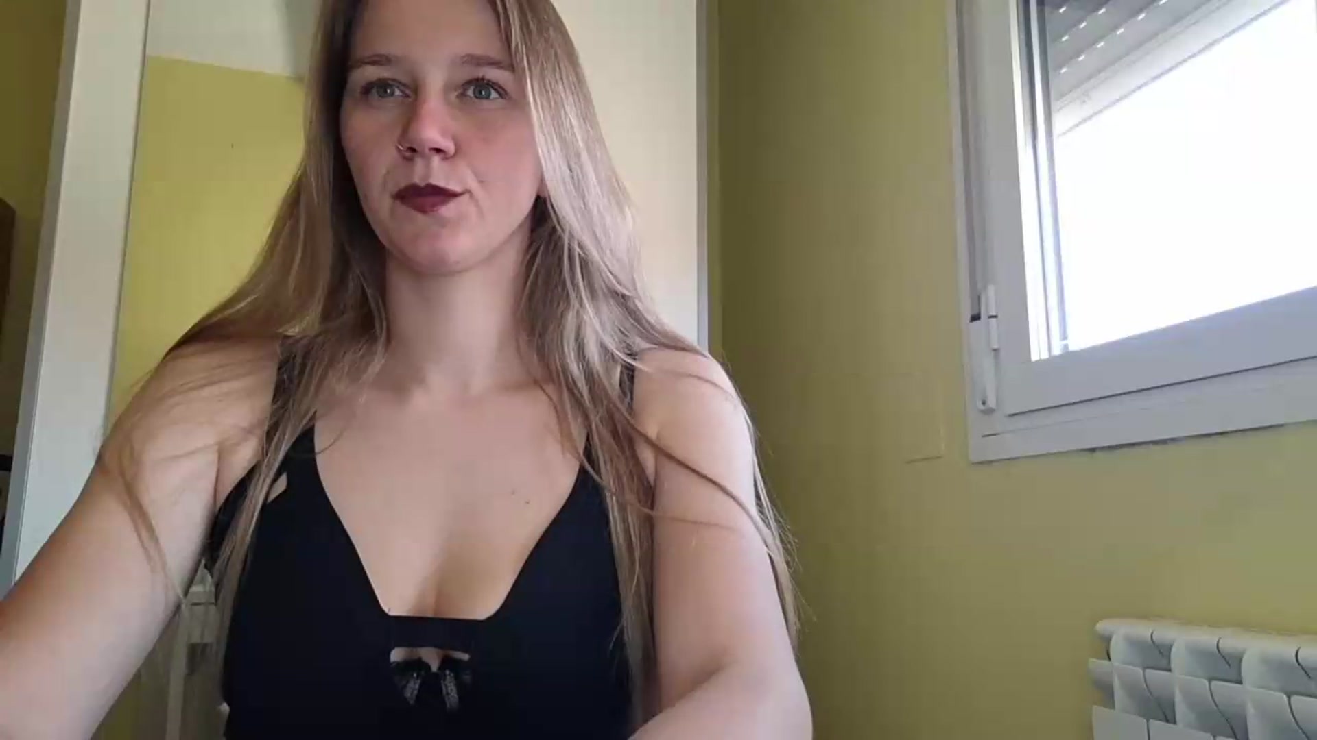 Gallery image thumbnail from KrisssKiss1's myfreecams stream on, 06/01/2026, 12:47 image 7 of 20