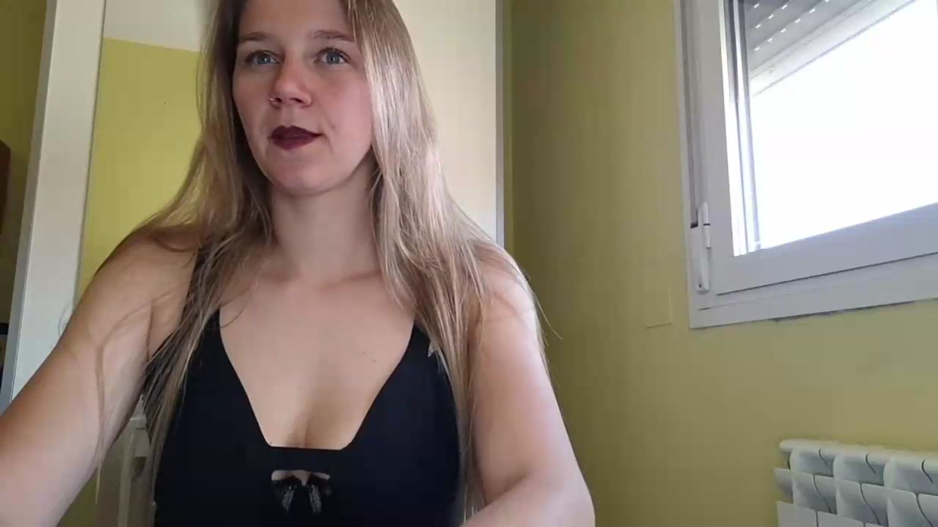 Gallery image thumbnail from KrisssKiss1's myfreecams stream on, 06/01/2026, 12:47 image 9 of 20